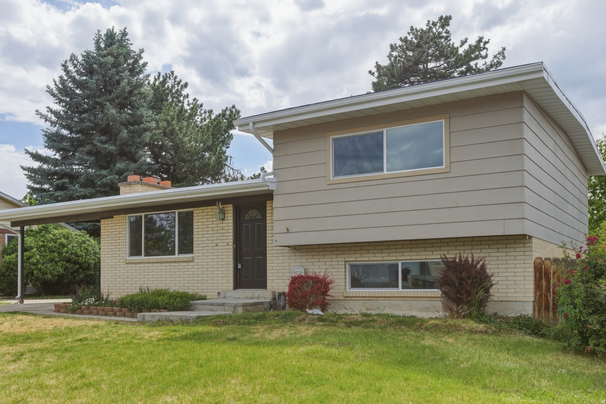 MEADOWS - Residential