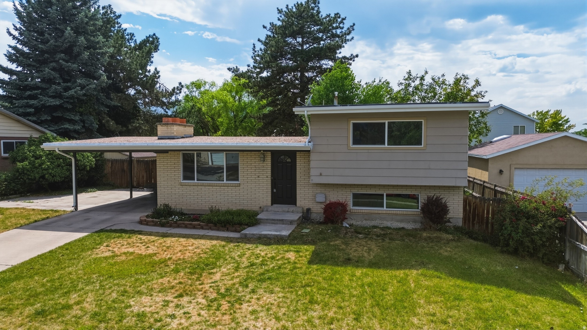 MEADOWS - Residential
