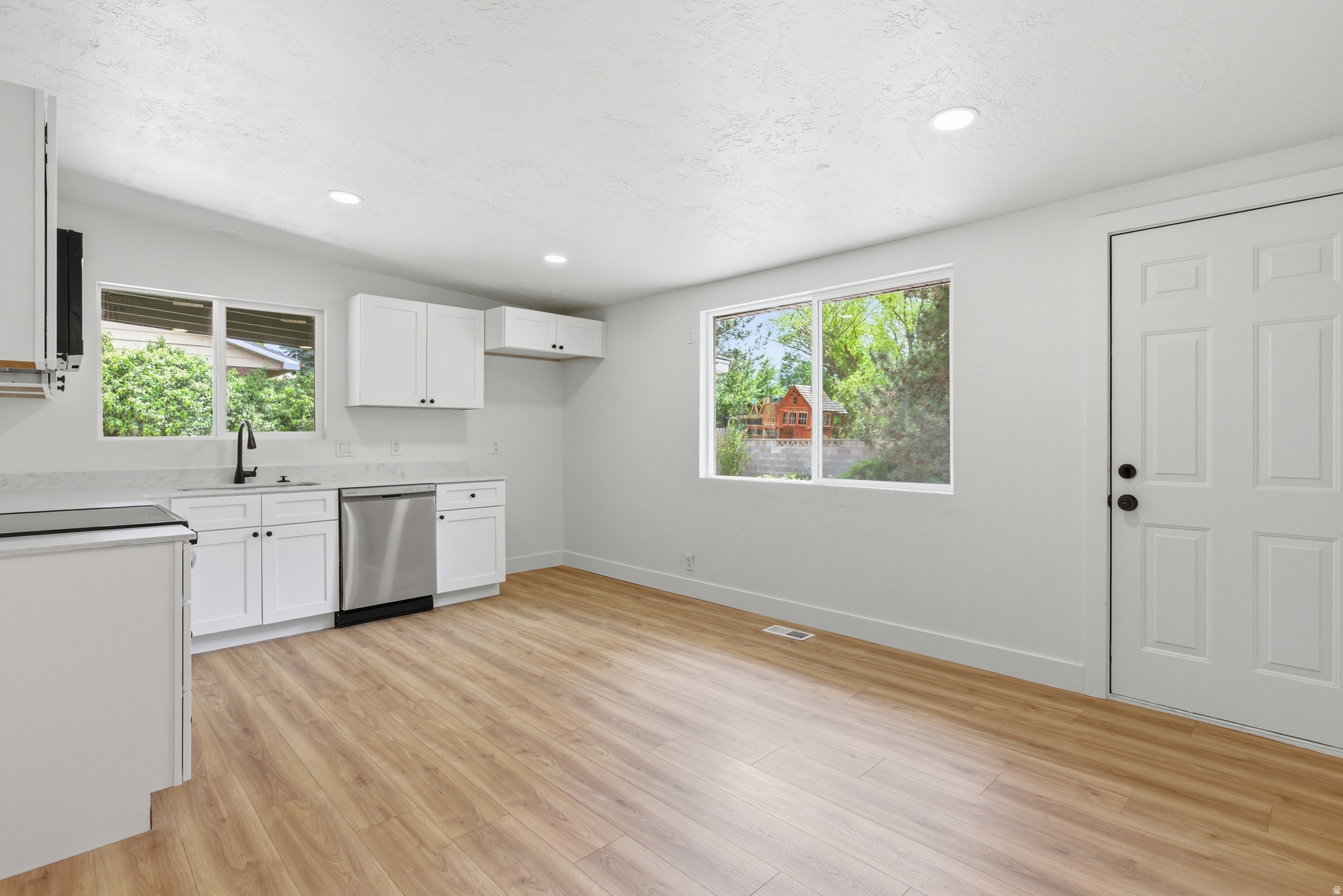 MEADOWS - Residential