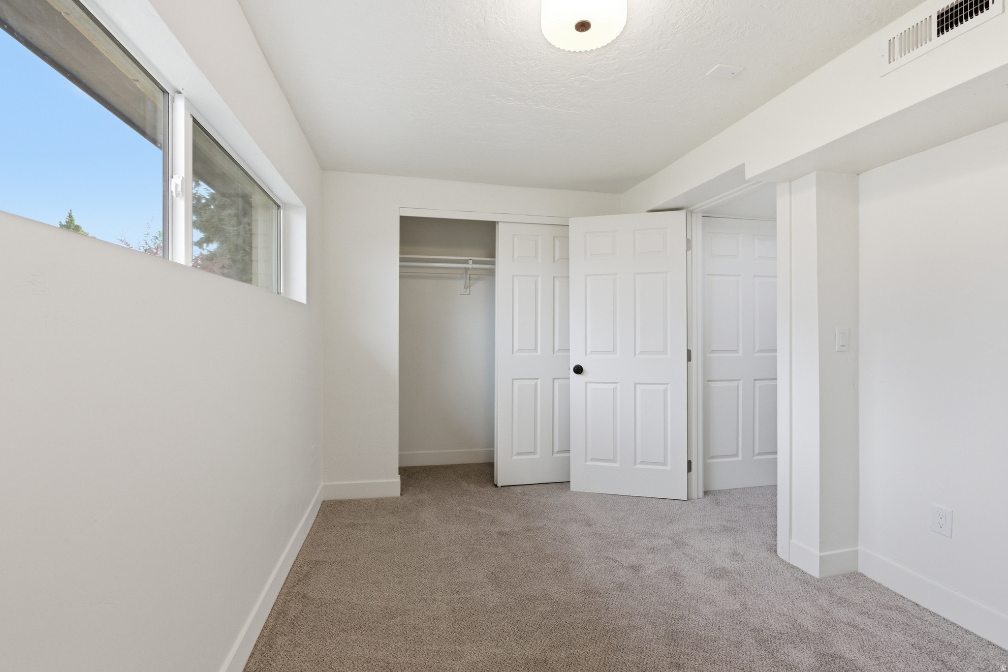 MEADOWS - Residential