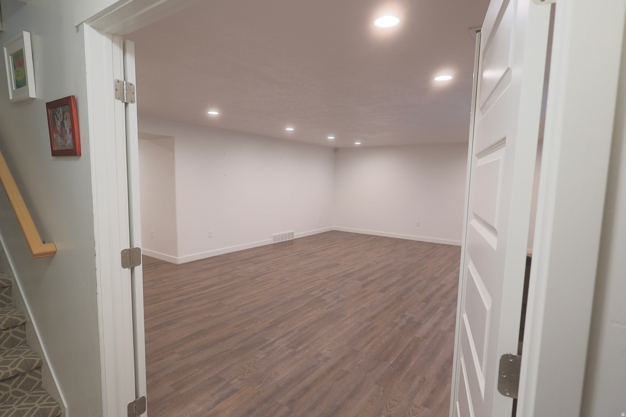 ENGLEFIELD HEIGHTS - Residential