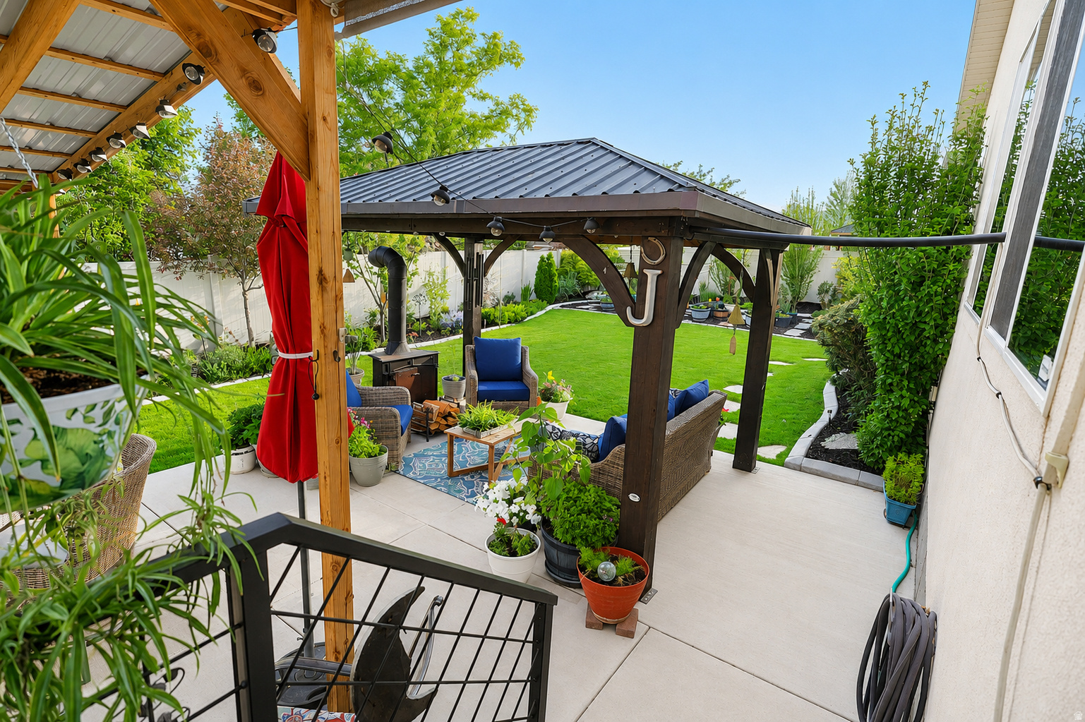 ENGLEFIELD HEIGHTS - Residential