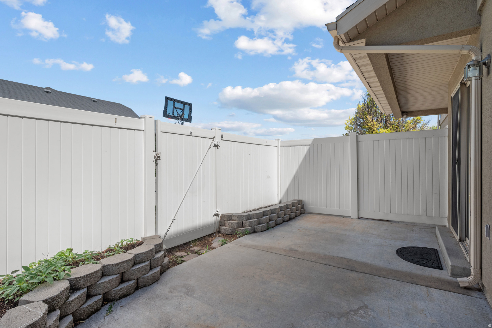 BLACK HORSE RUN - Residential