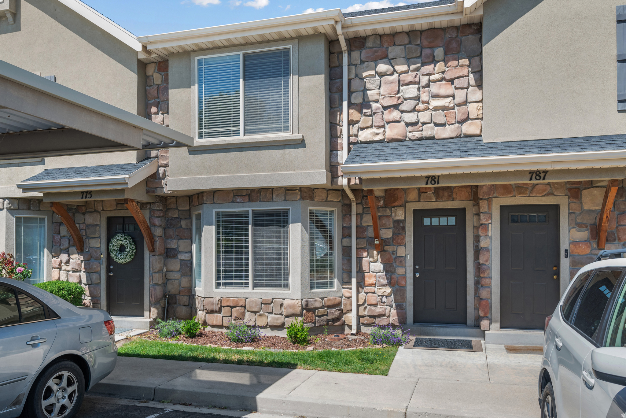 BLACK HORSE RUN - Residential