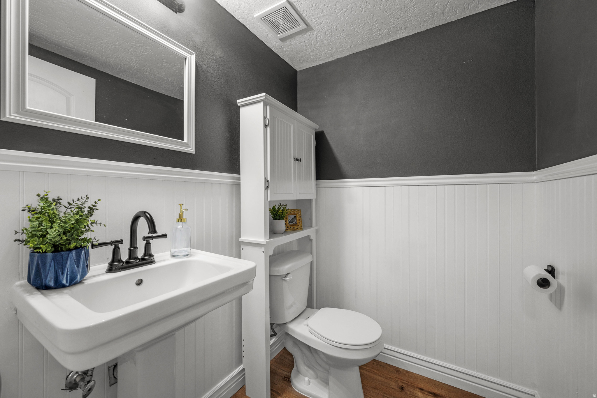 BLACK HORSE RUN - Residential