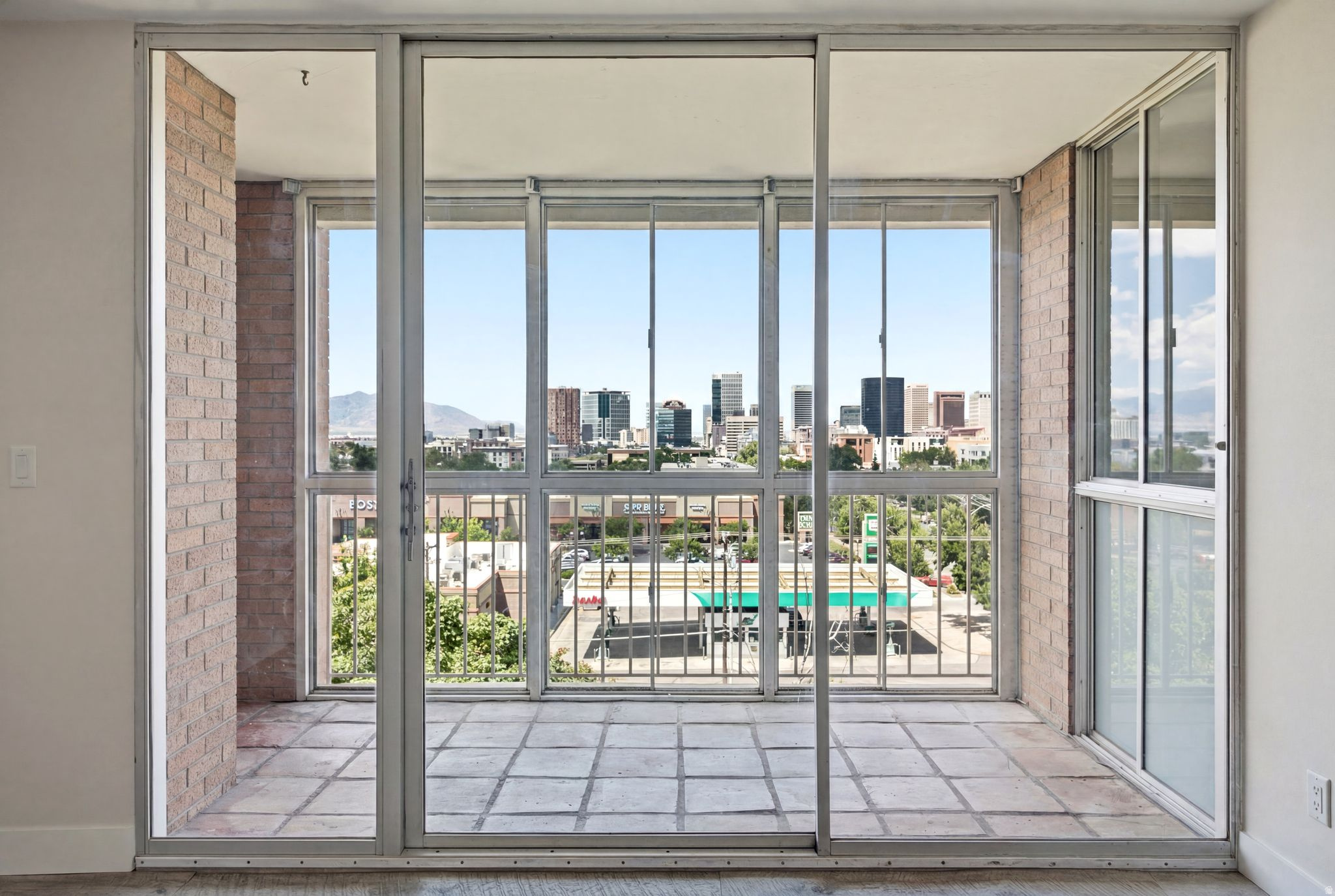 STANSBURY CONDOMINIUM - Residential