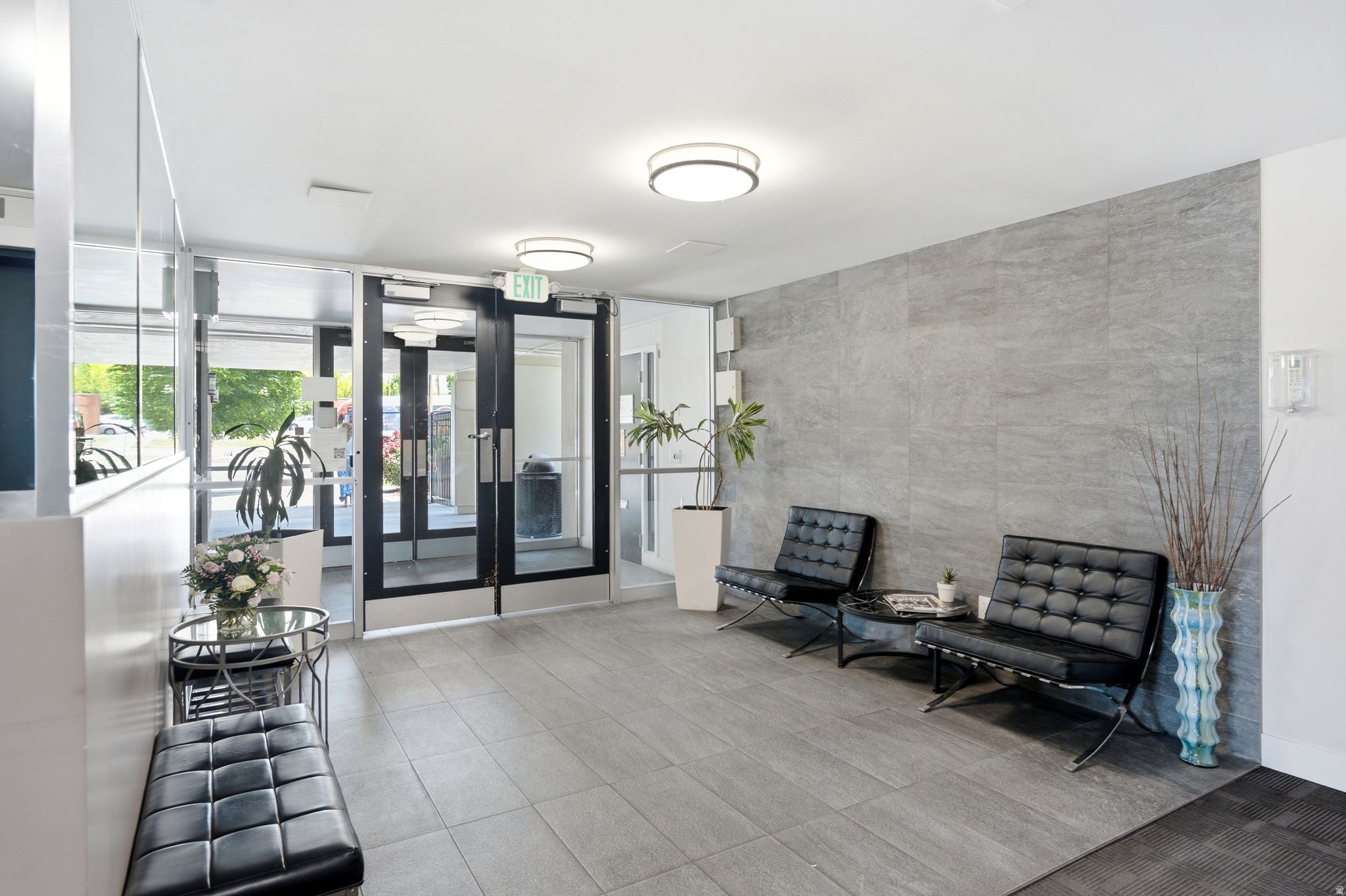 STANSBURY CONDOMINIUM - Residential