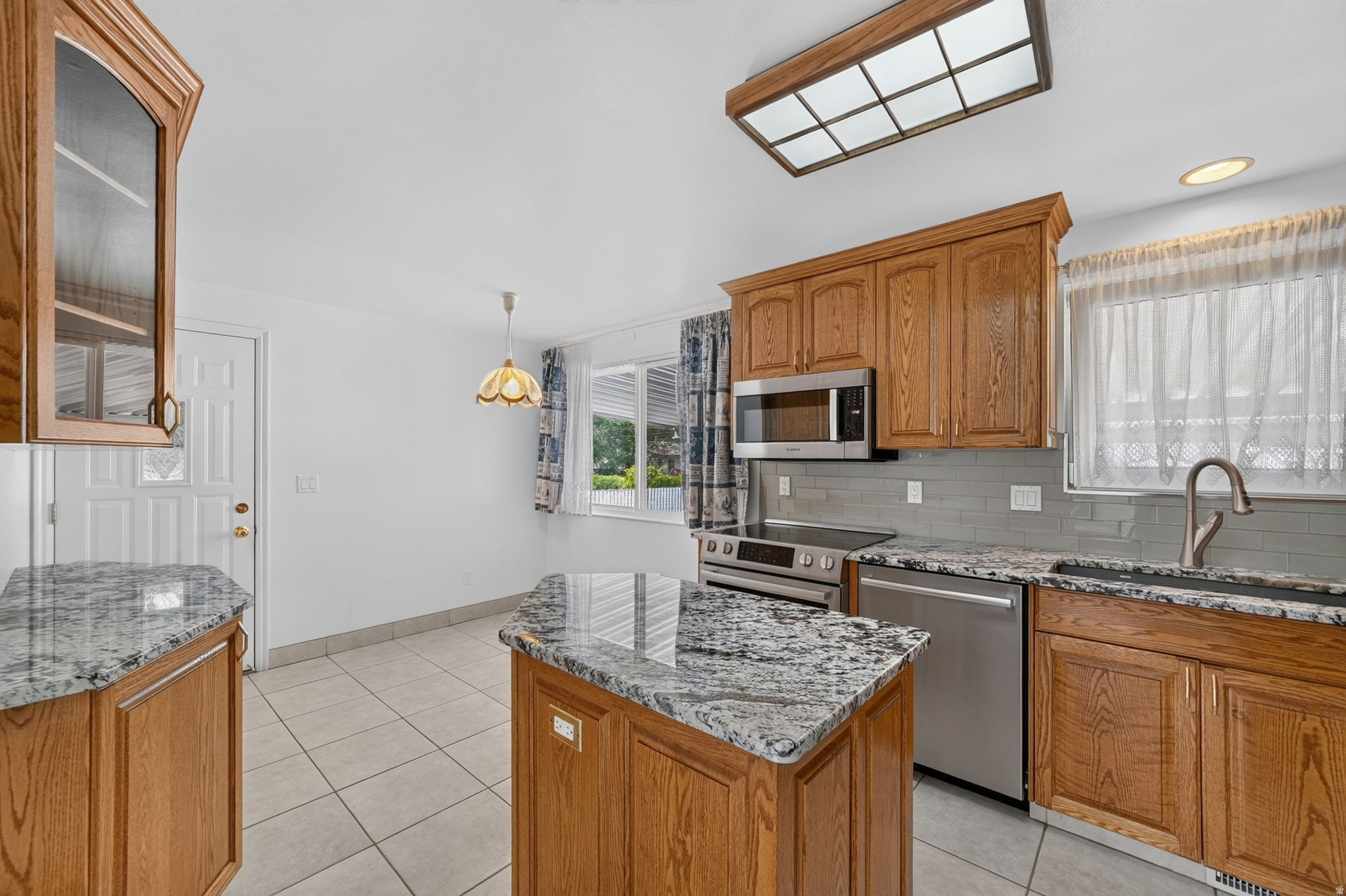 CHURCH HEIGHTS - Residential