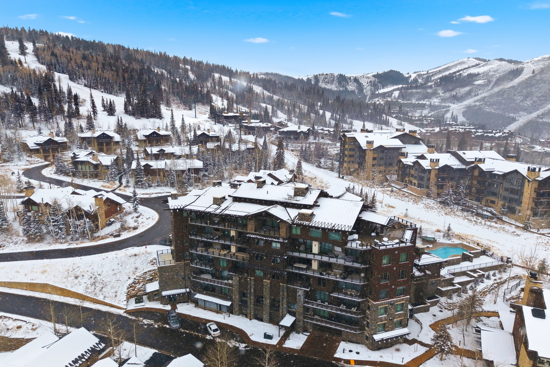 GRAND LODGE CONDO - Residential