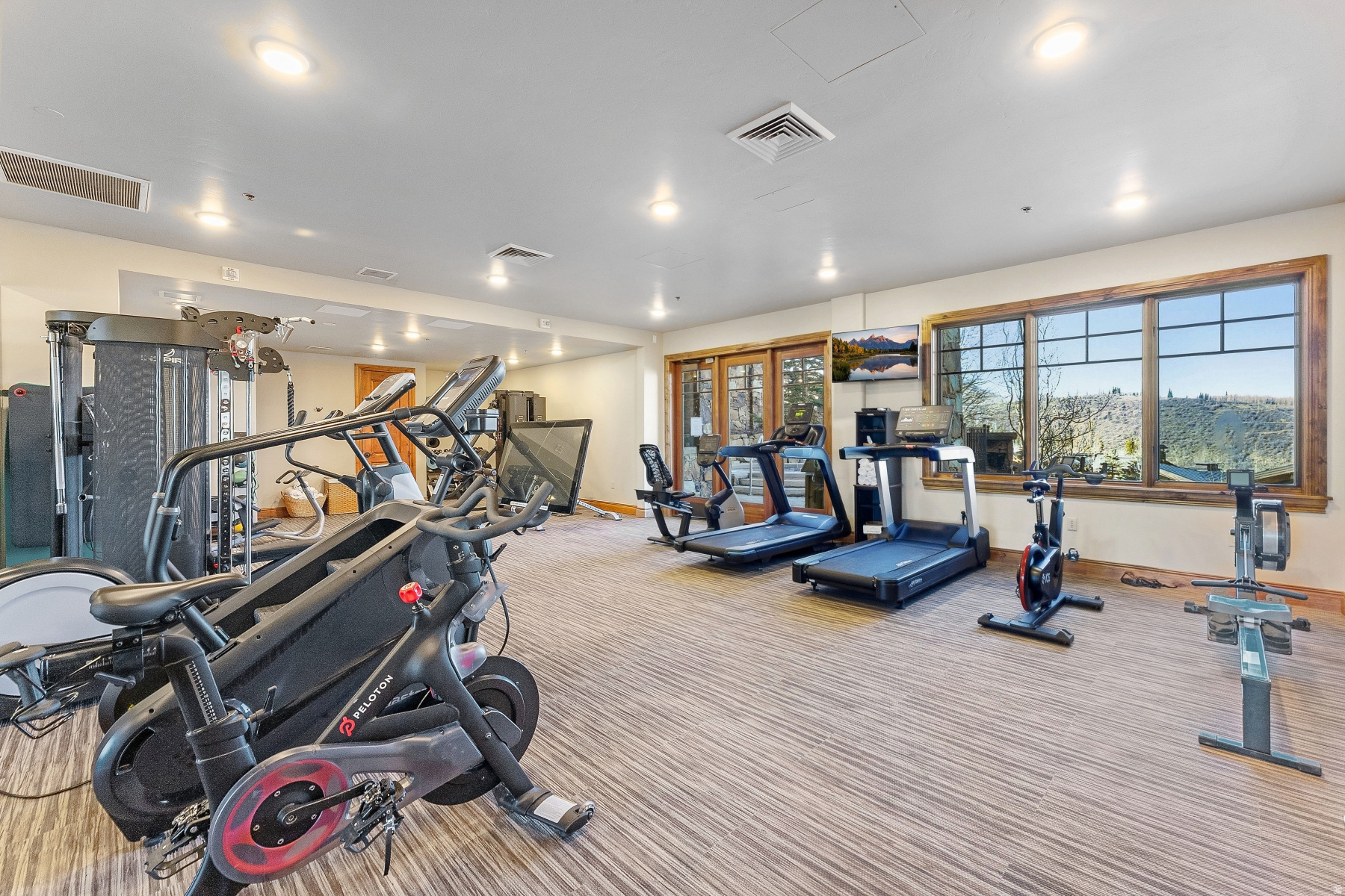 GRAND LODGE CONDO - Residential