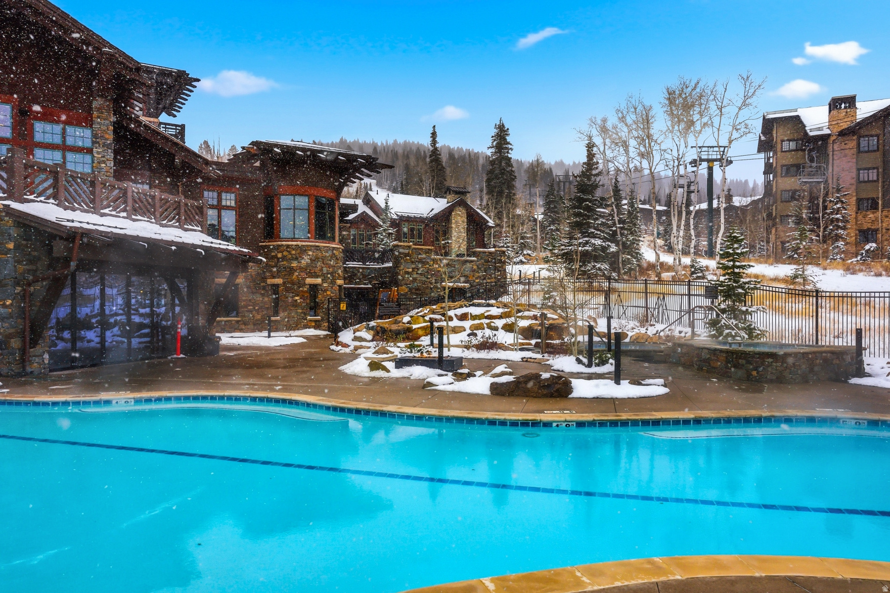 GRAND LODGE CONDO - Residential