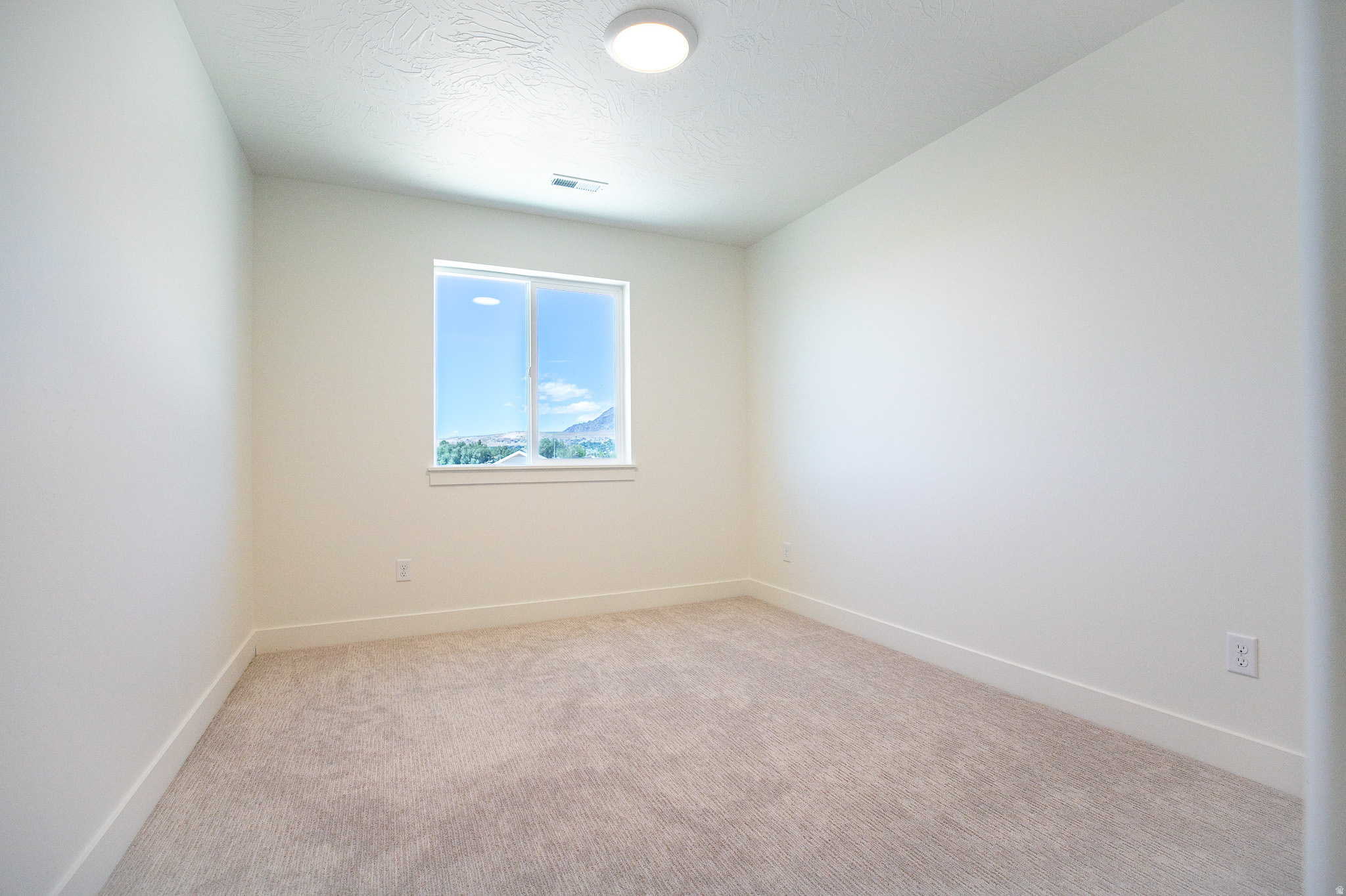 LOMOND HEIGHTS - Residential