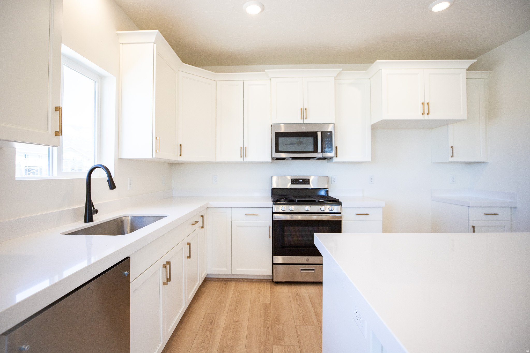 LOMOND HEIGHTS - Residential
