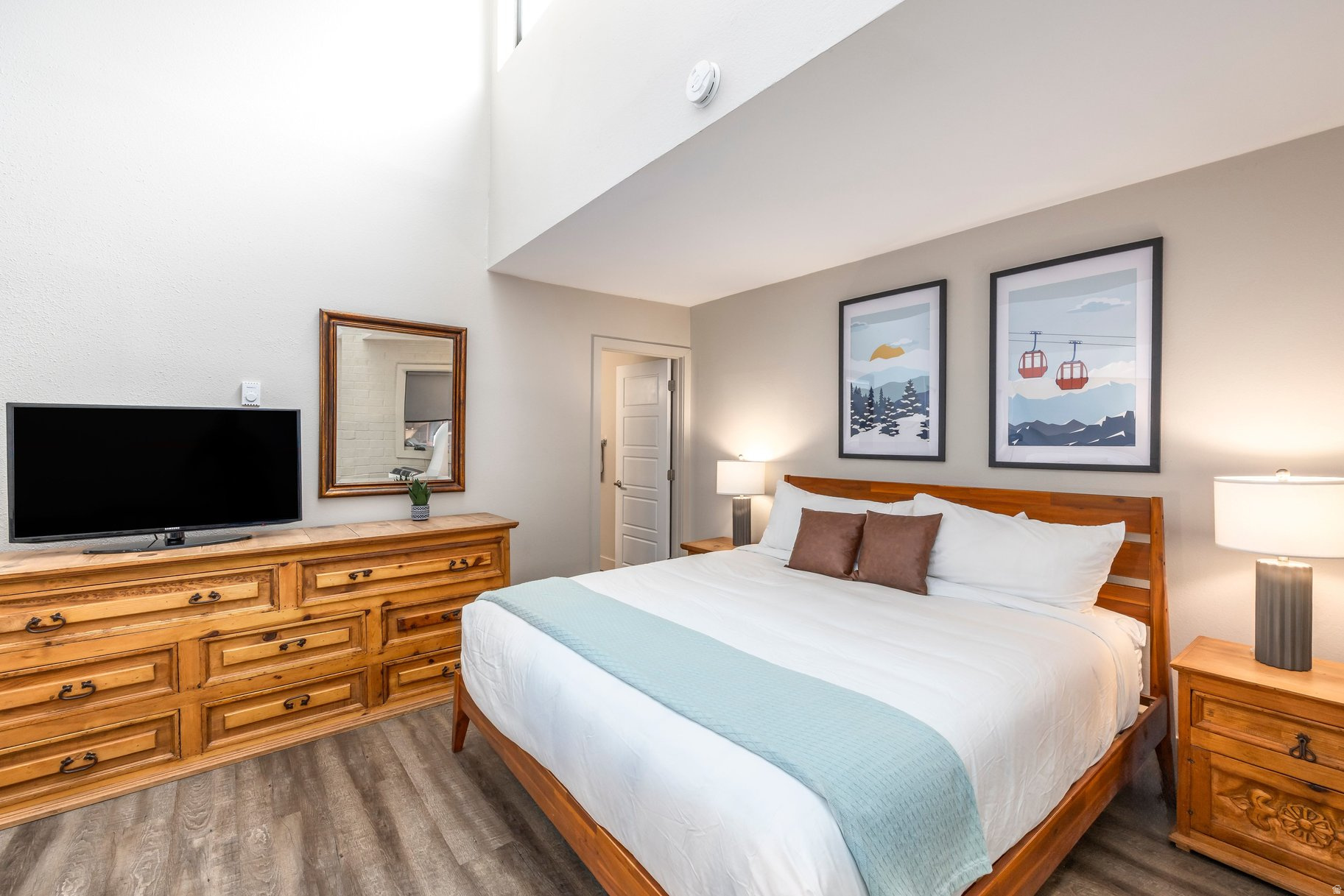 SILVERTOWN - Residential