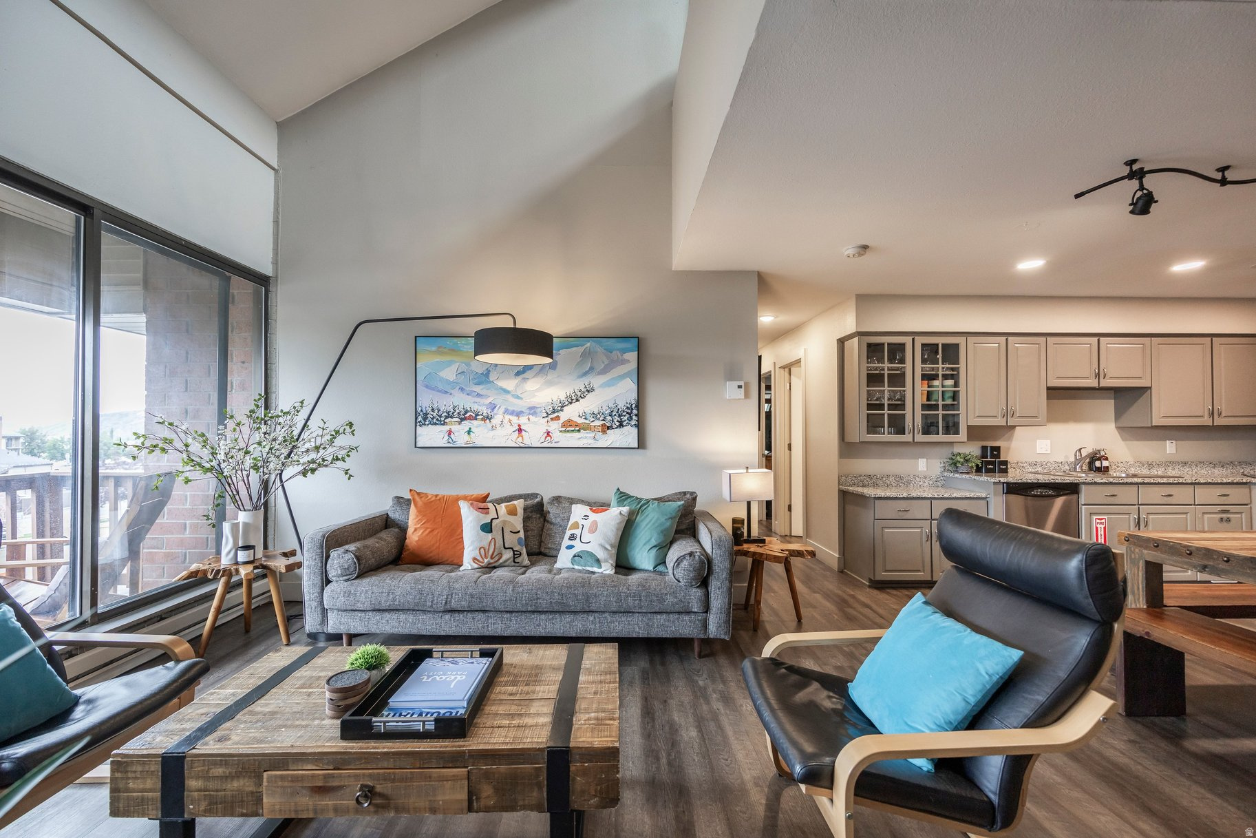 SILVERTOWN - Residential