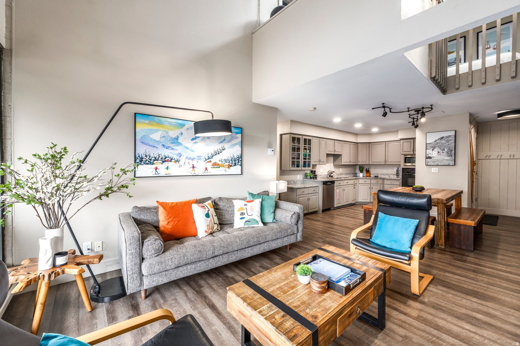 SILVERTOWN - Residential