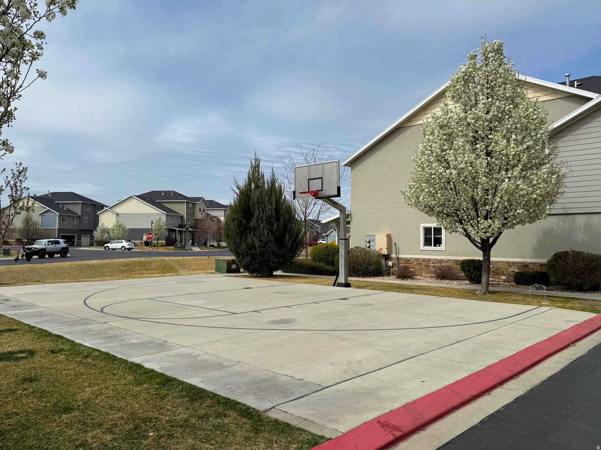 EDGEWATER AT GENEVA - Residential