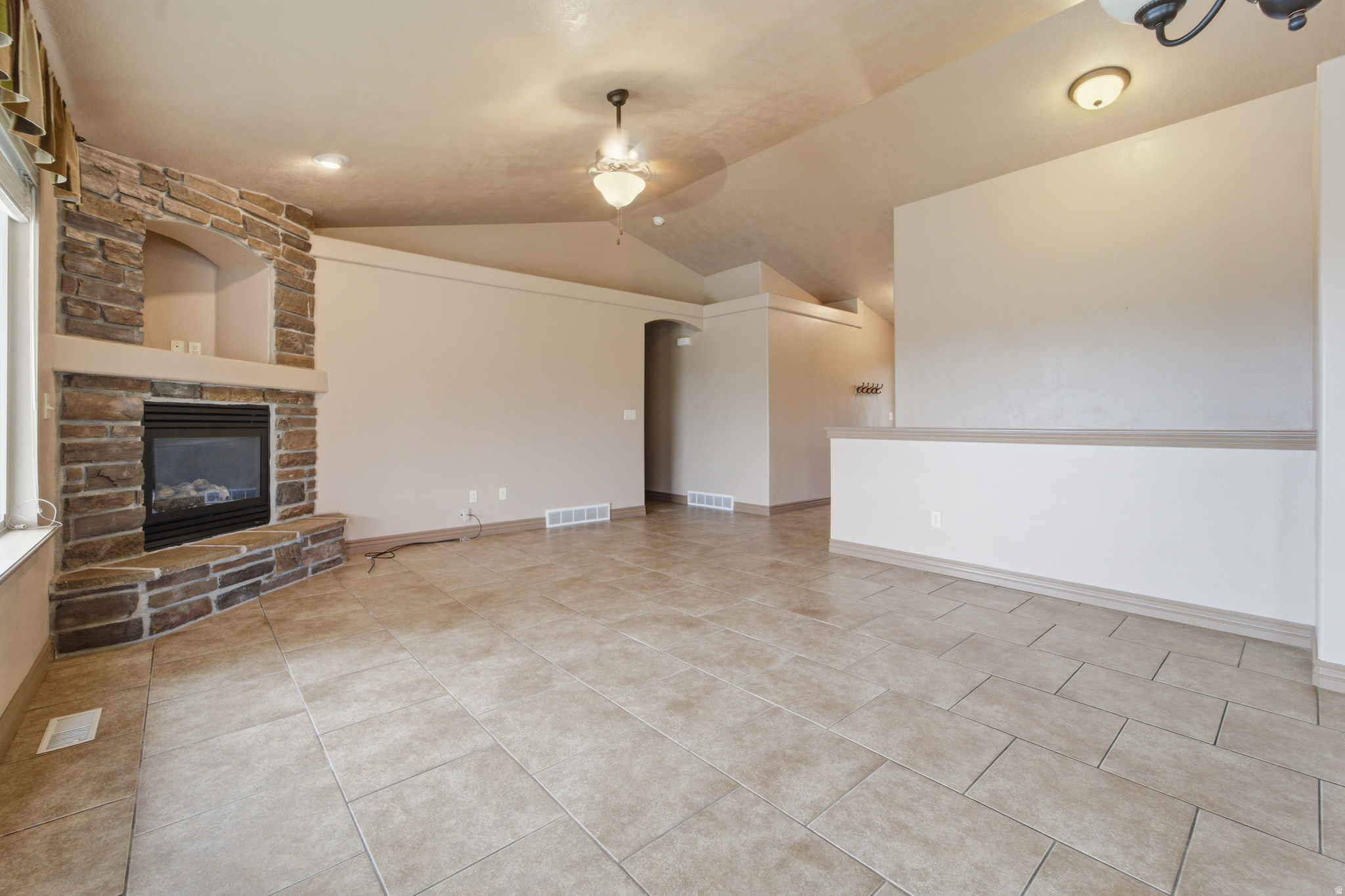 SIENA VISTA - Residential