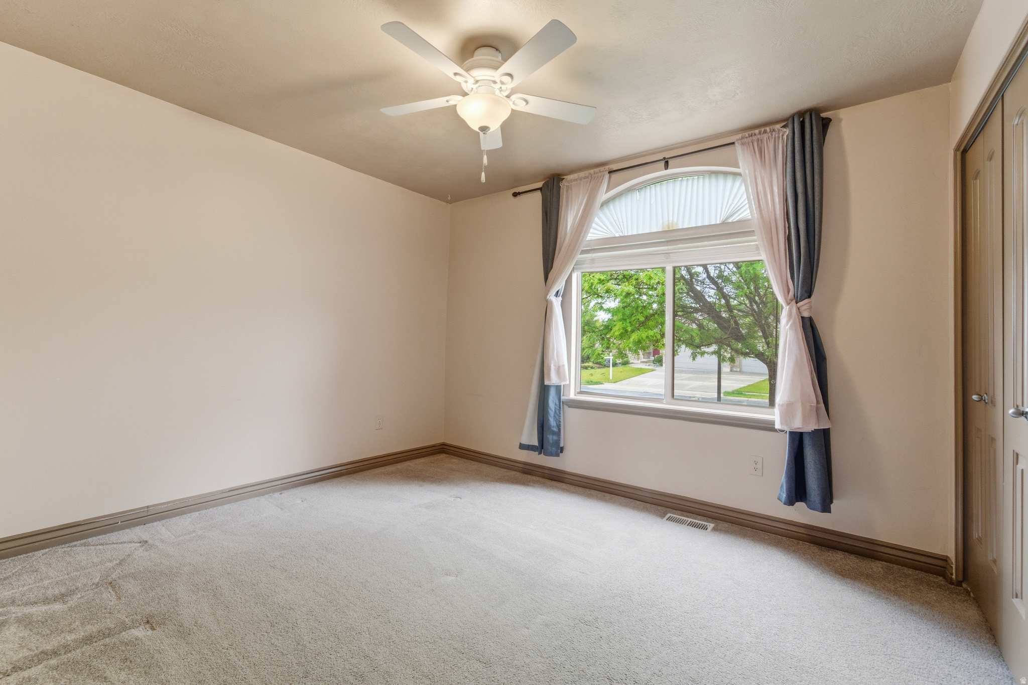 SIENA VISTA - Residential