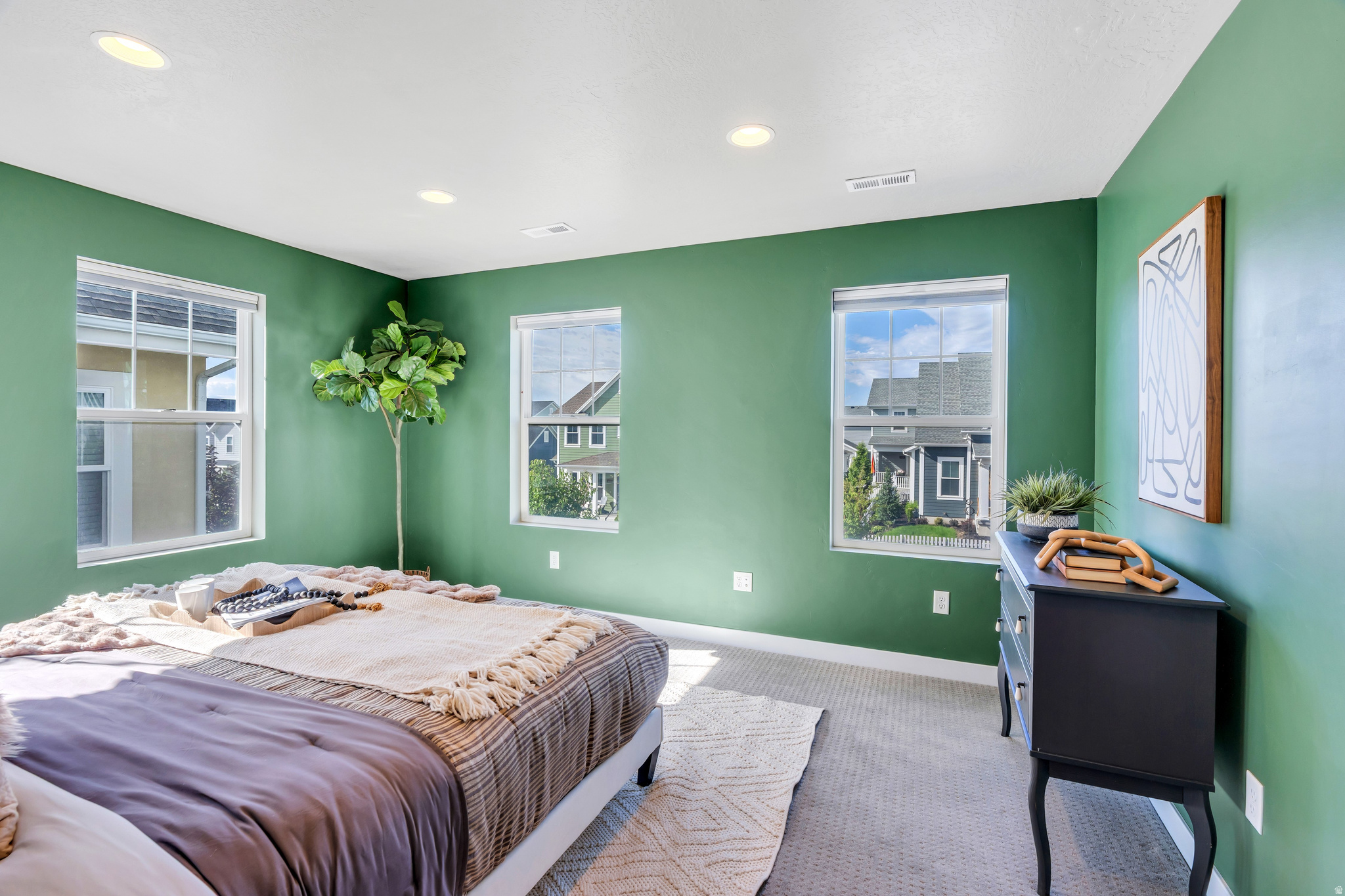 DAYBREAK - Residential