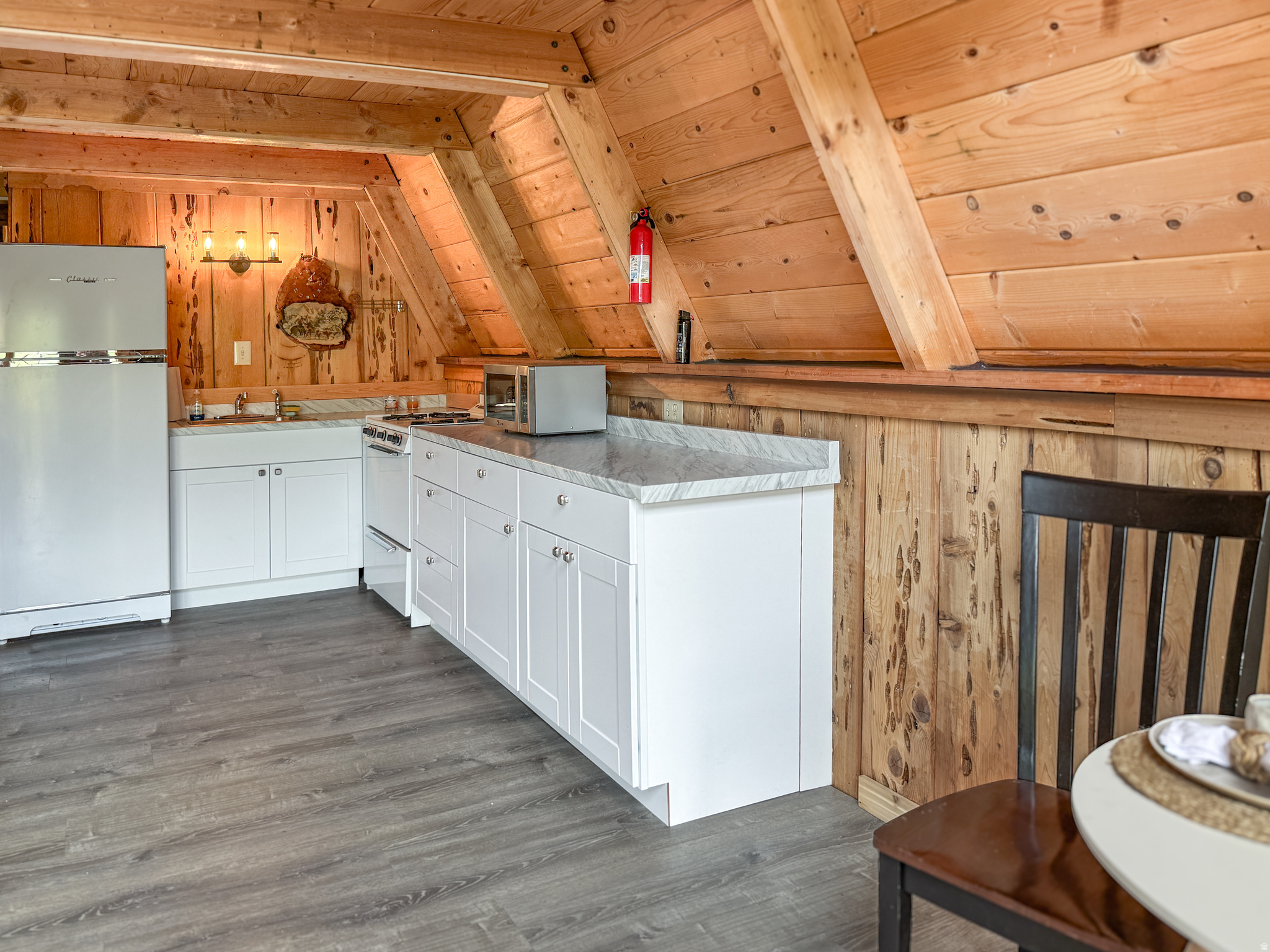 NORTH SUMMIT - Residential