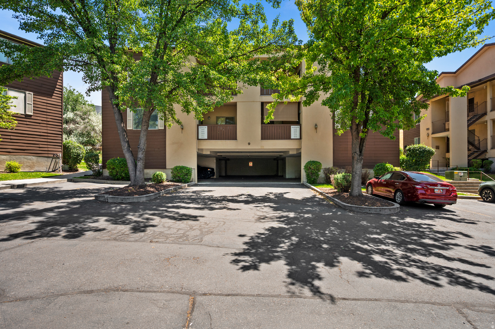 JEFFERSON PLACE CONDO - Residential