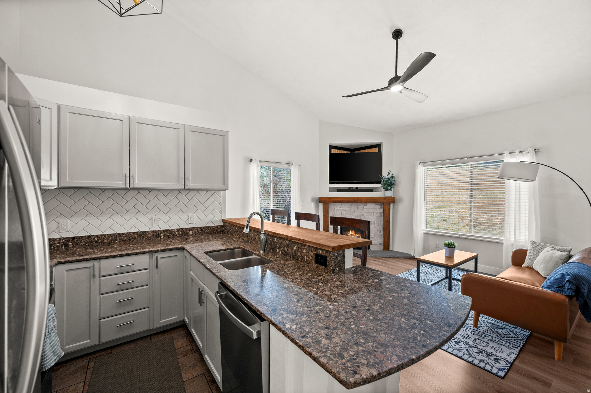 JEFFERSON PLACE CONDO - Residential