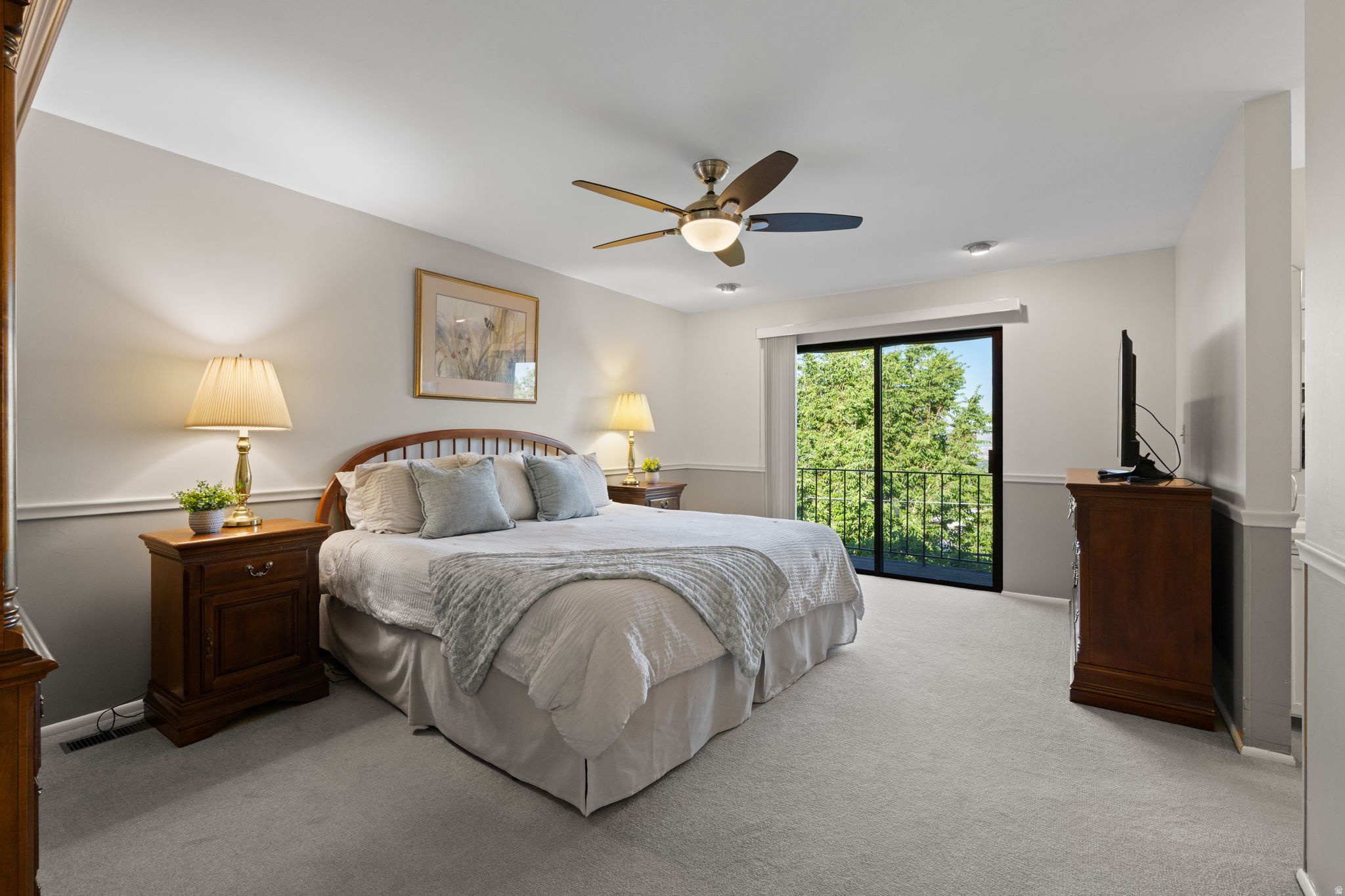 SUNSET OAKS - Residential