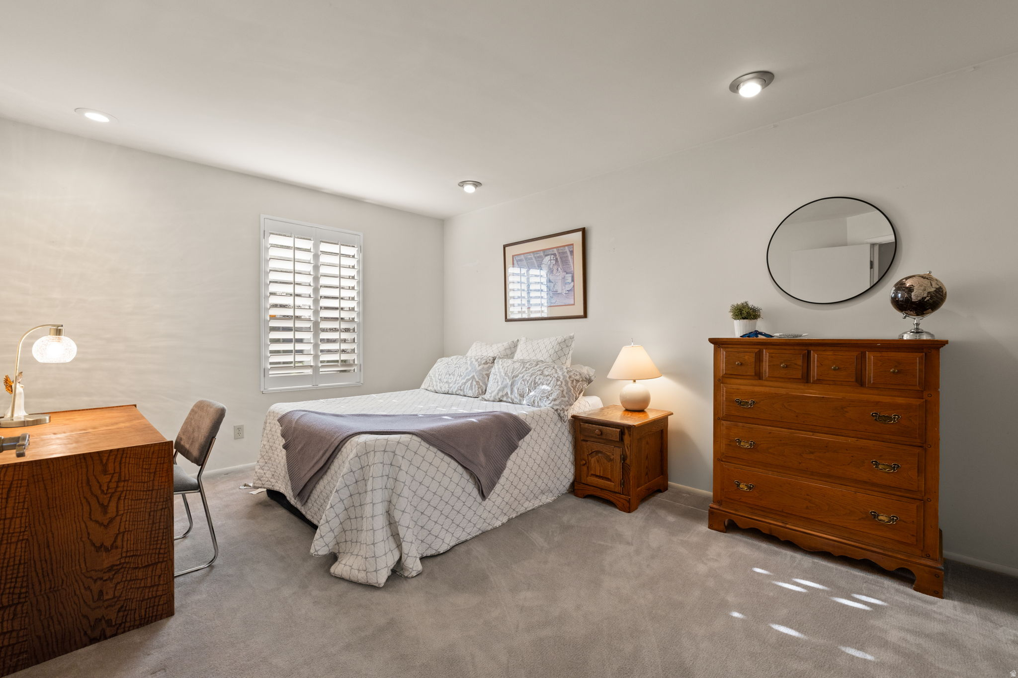 SUNSET OAKS - Residential