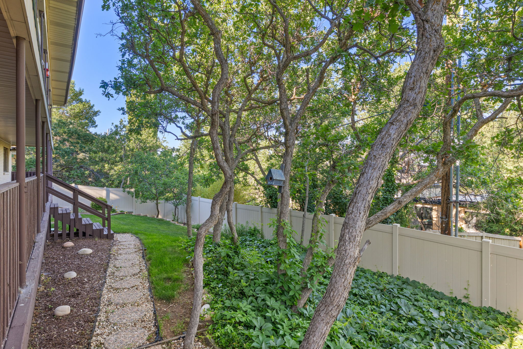 SUNSET OAKS - Residential