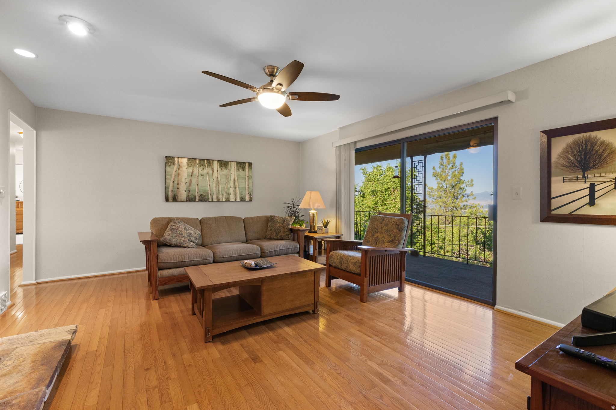 SUNSET OAKS - Residential
