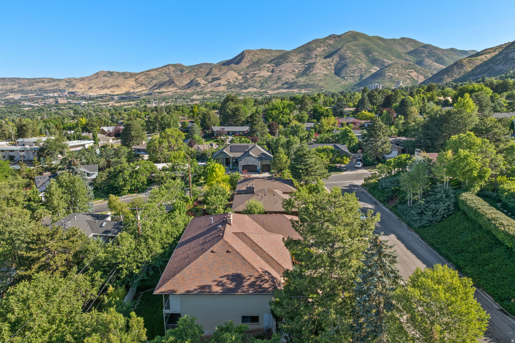 SUNSET OAKS - Residential