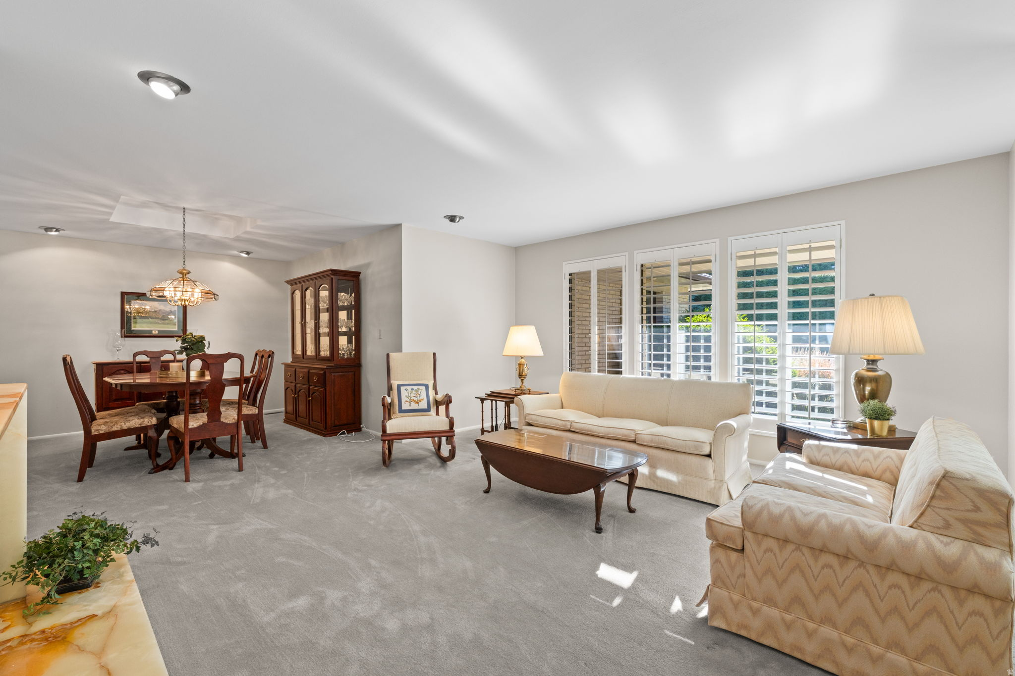 SUNSET OAKS - Residential