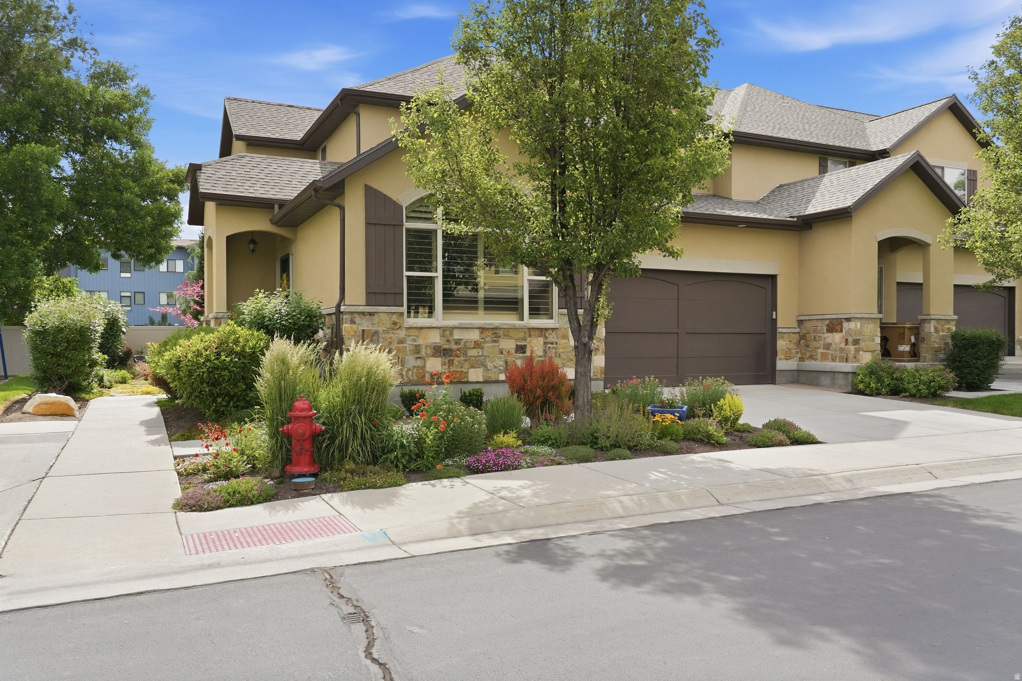 VIANSA VILLAS PUD - Residential