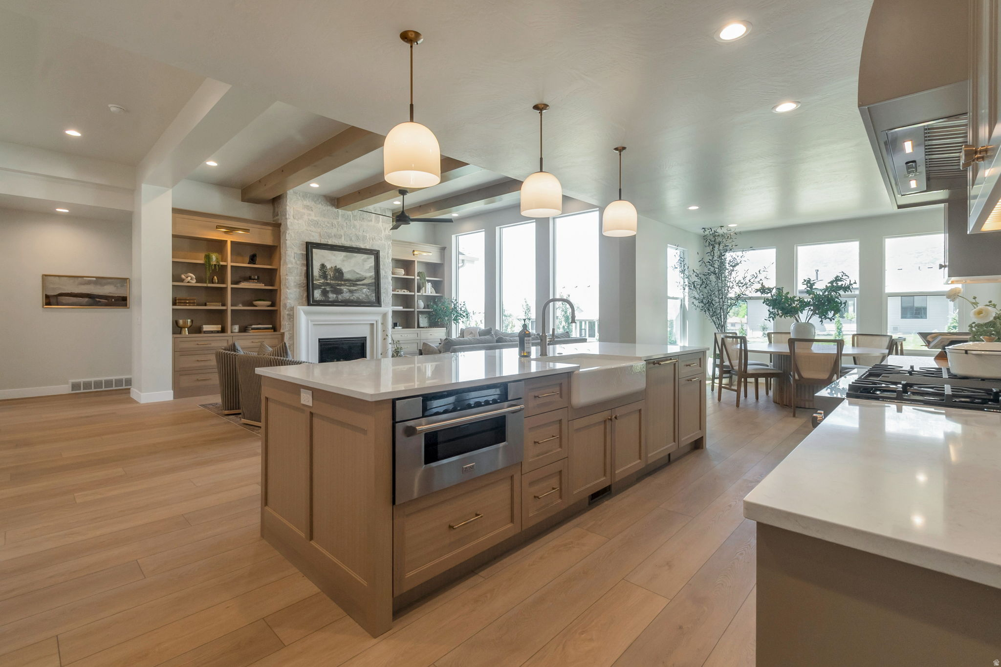 BLOSSOM HILL - Residential