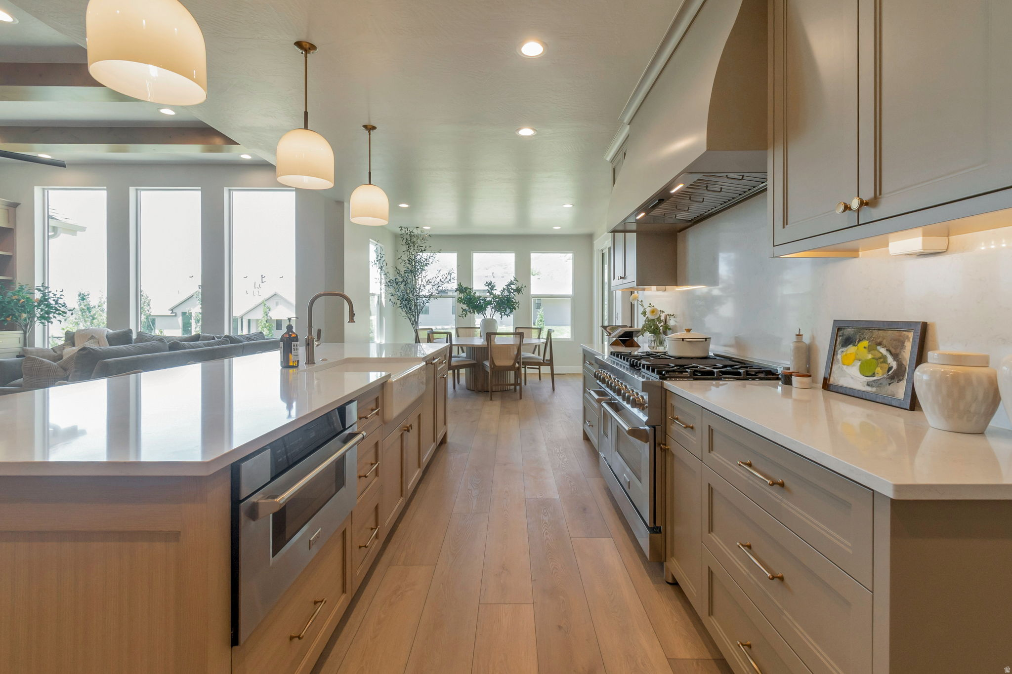 BLOSSOM HILL - Residential