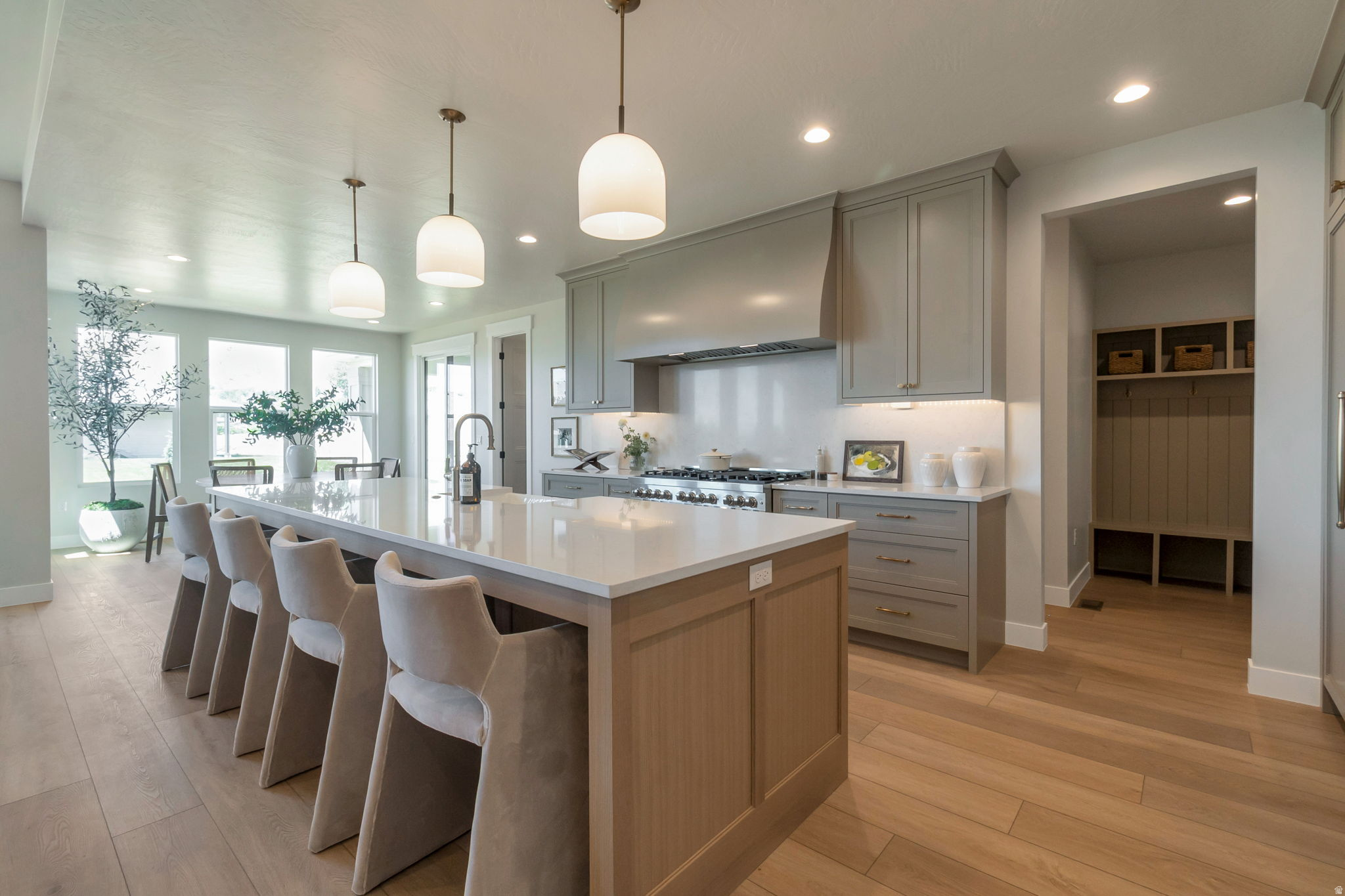 BLOSSOM HILL - Residential