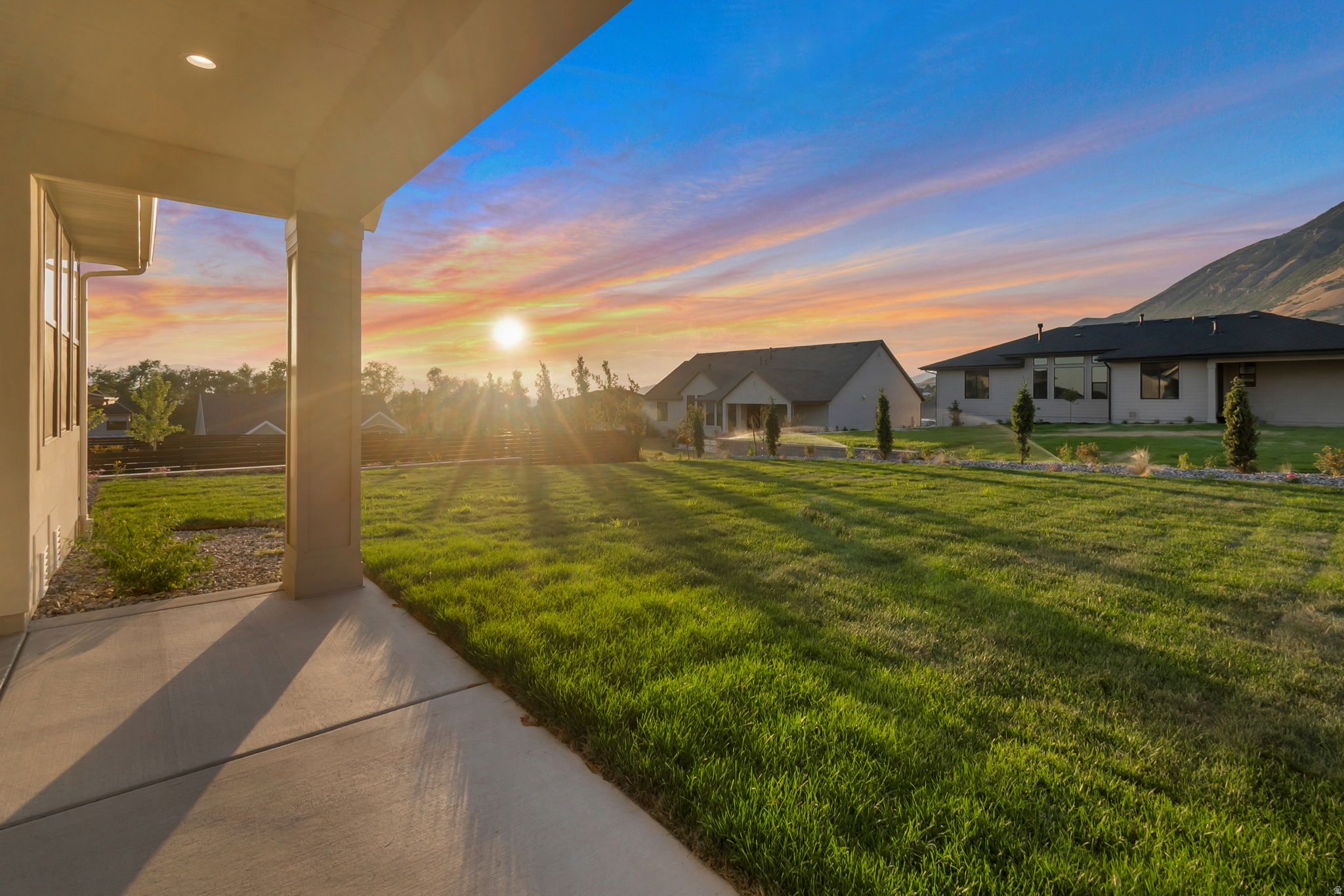 BLOSSOM HILL - Residential