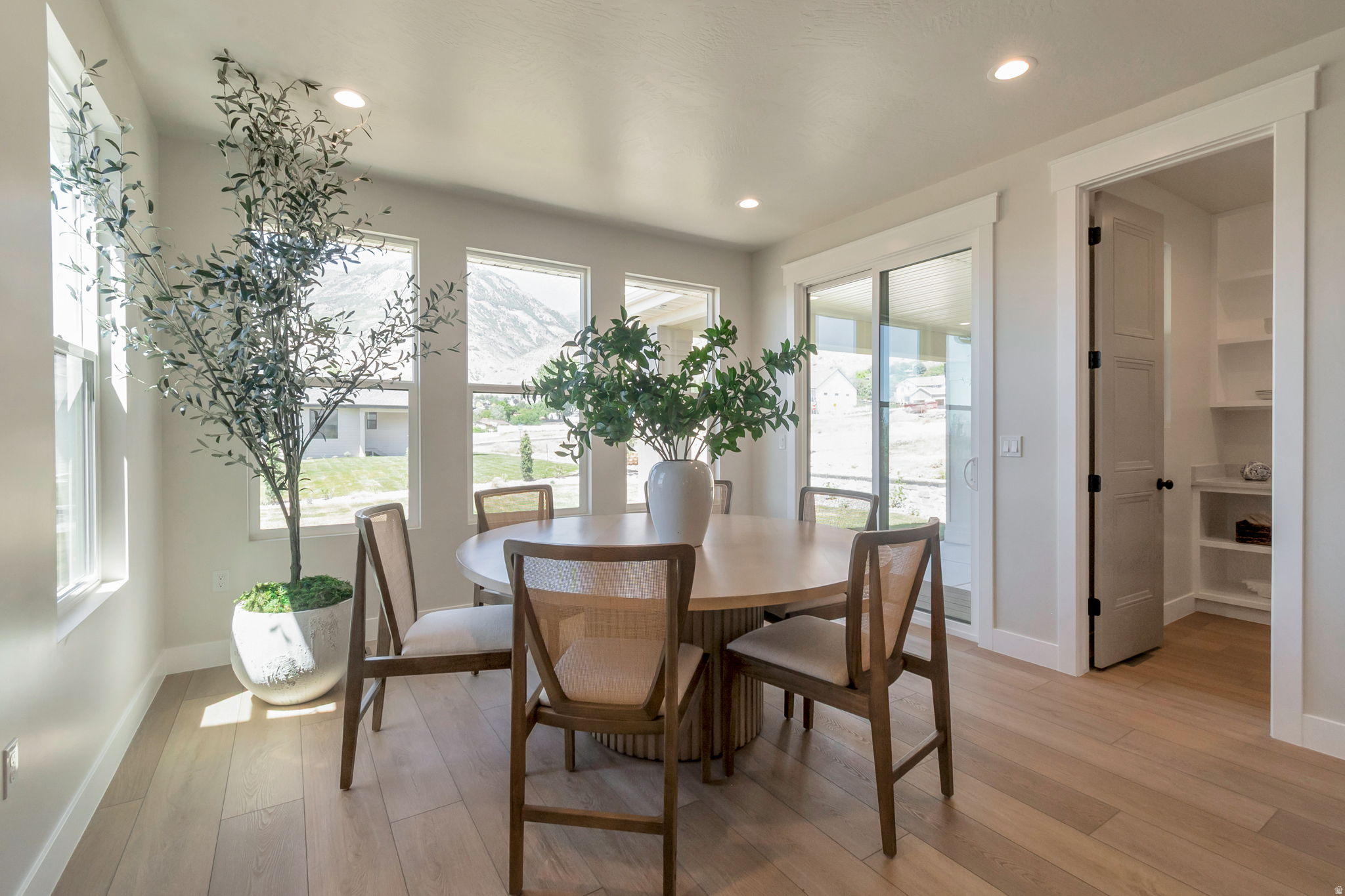 BLOSSOM HILL - Residential