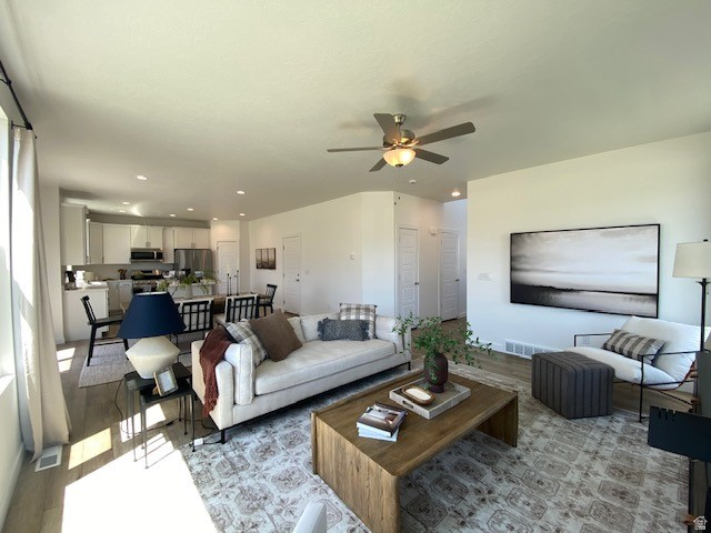 COPPER CANYON - Residential