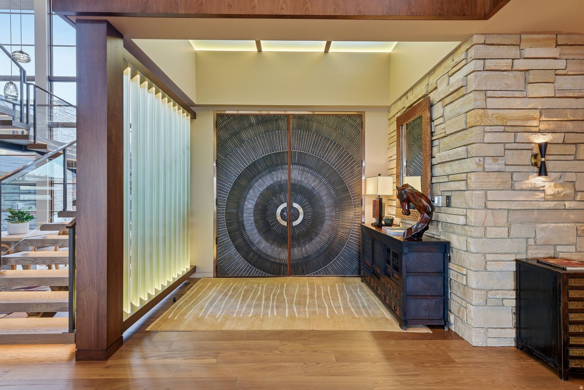 PROMONTORY - Residential