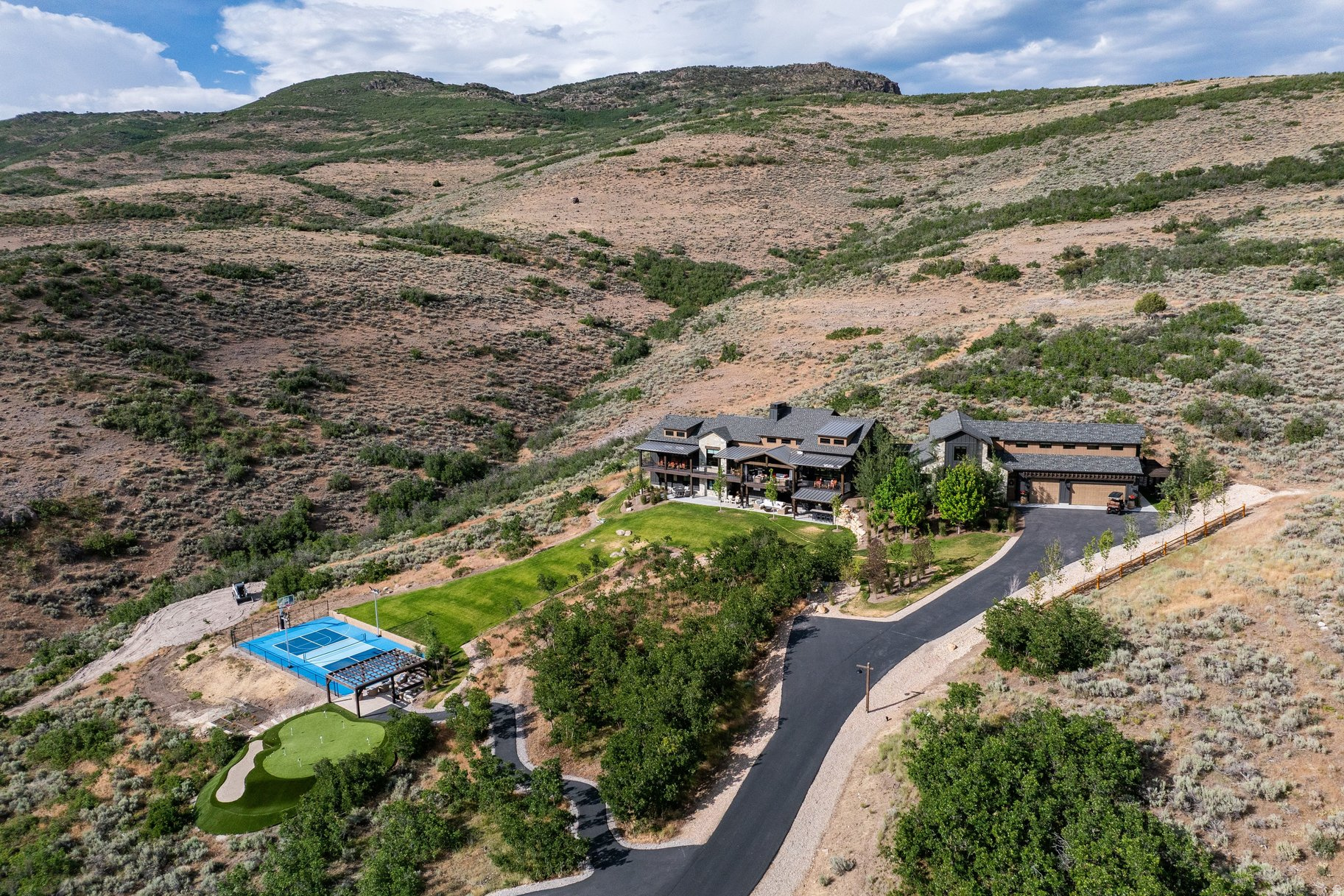 GREENERHILLS - Residential