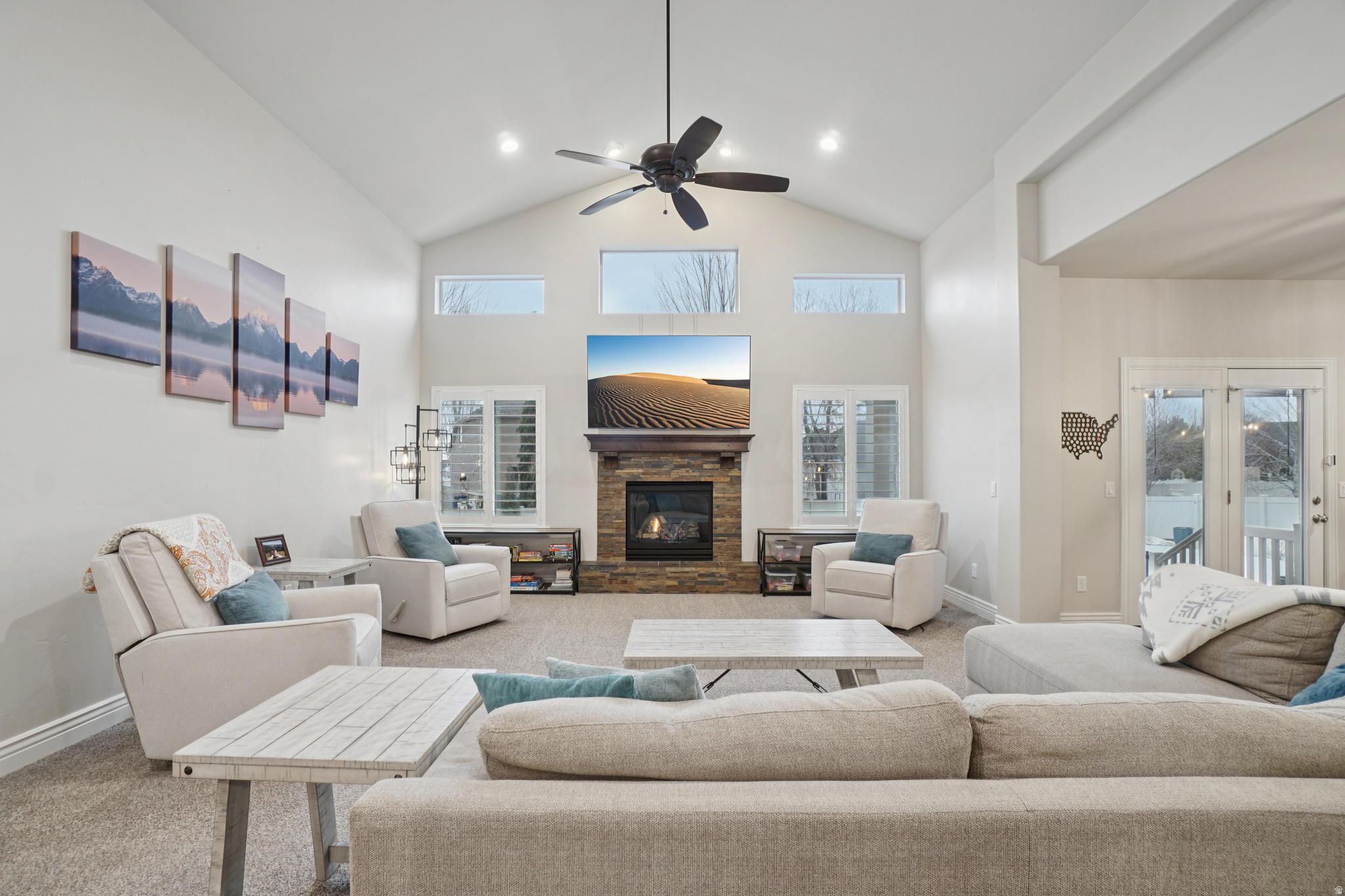 MOUNTAIN VISTAS - Residential