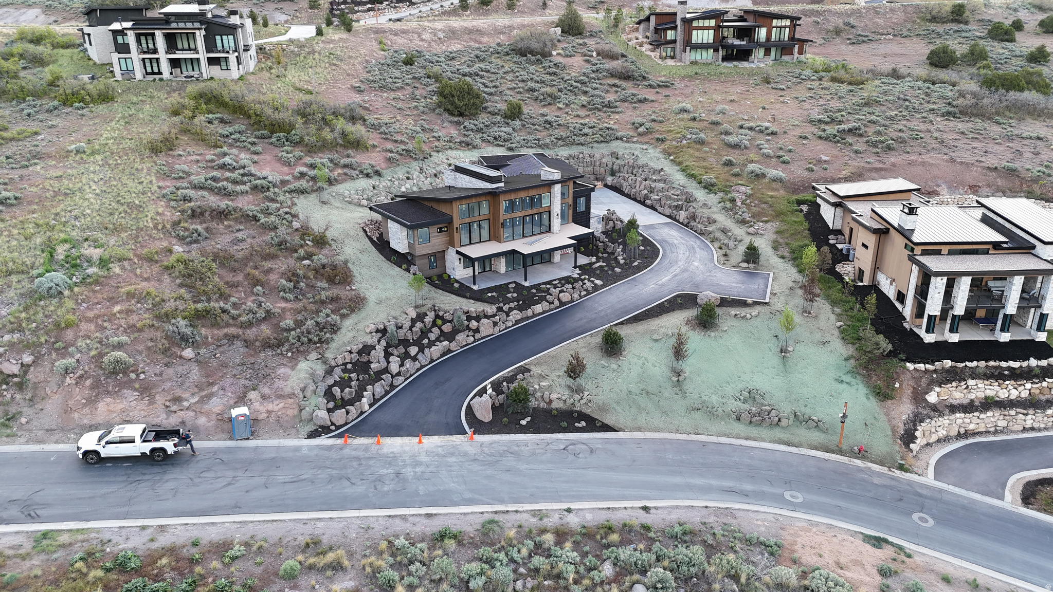 RED LEDGES - Residential