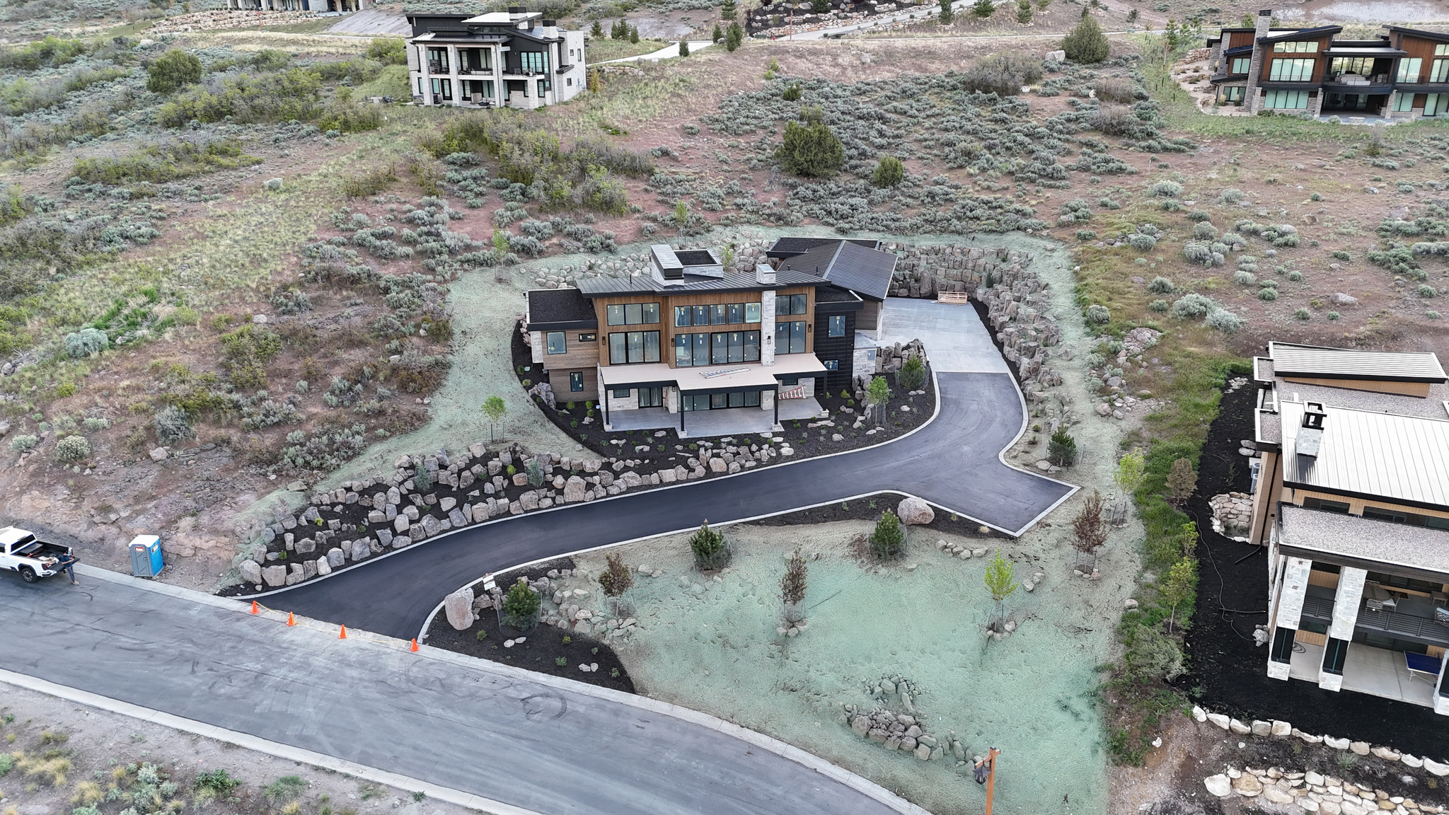 RED LEDGES - Residential