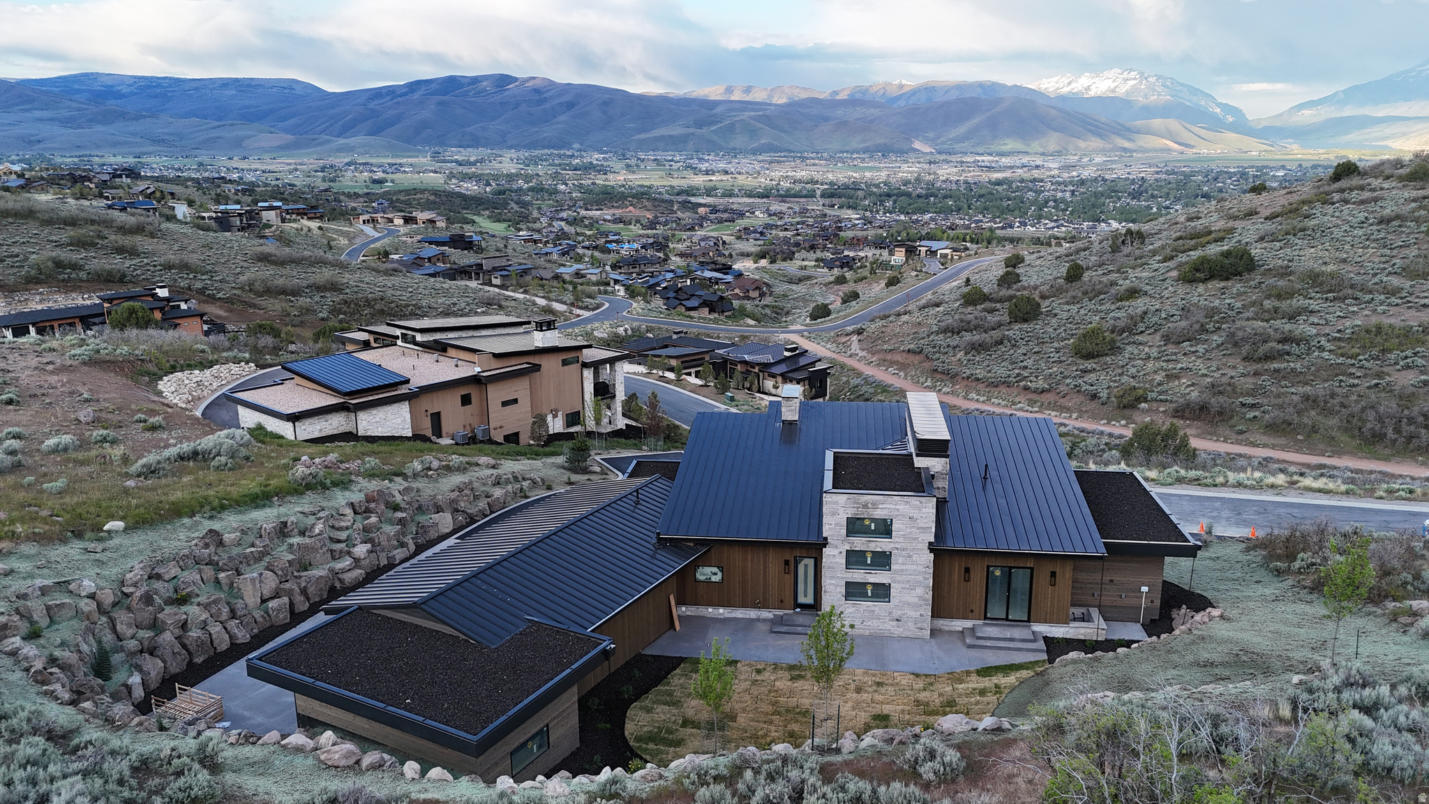 RED LEDGES - Residential