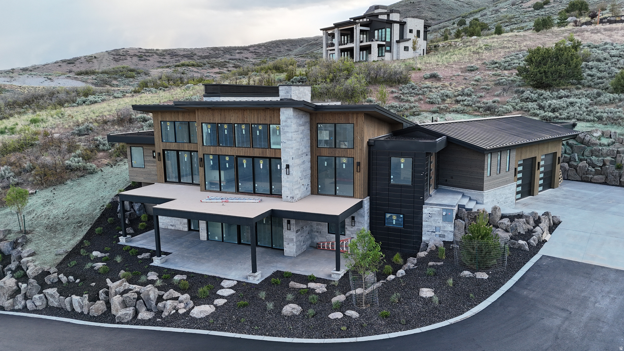 RED LEDGES - Residential