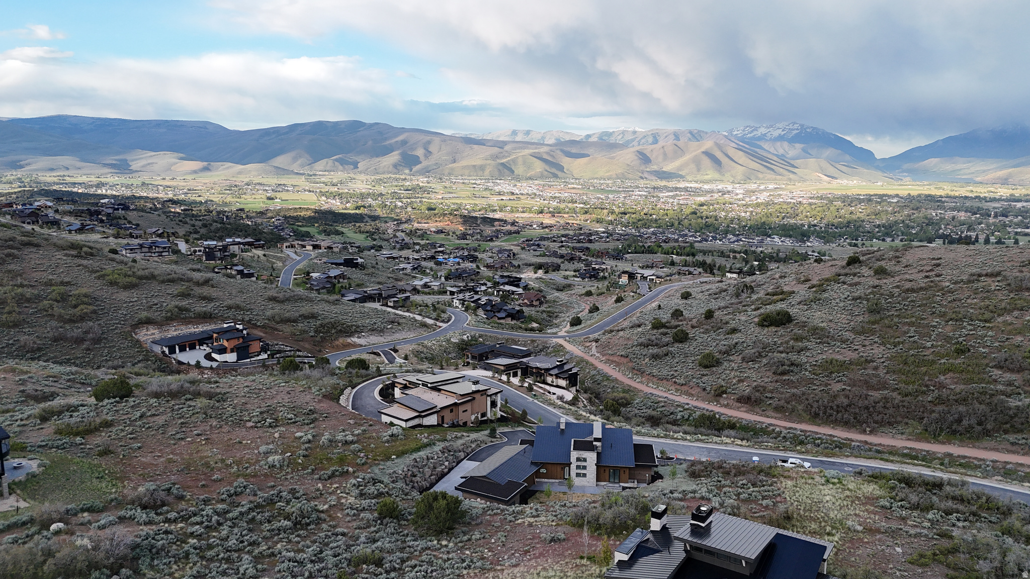 RED LEDGES - Residential