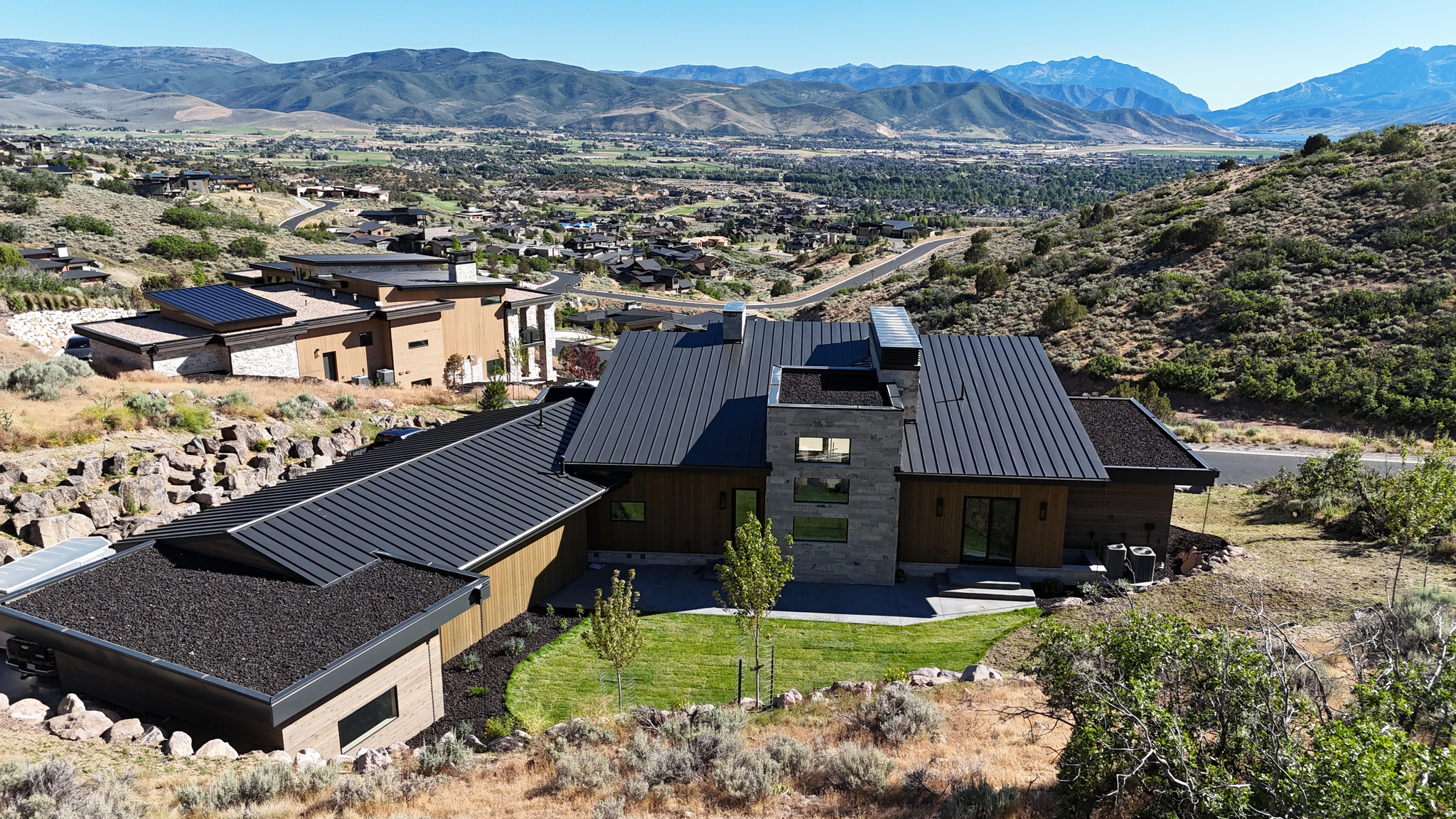 RED LEDGES - Residential