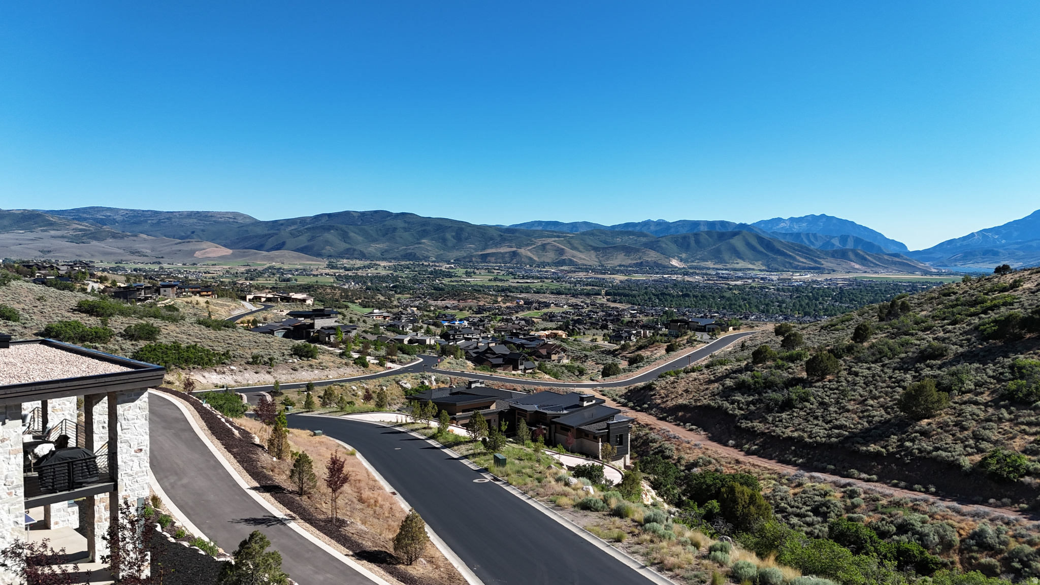 RED LEDGES - Residential